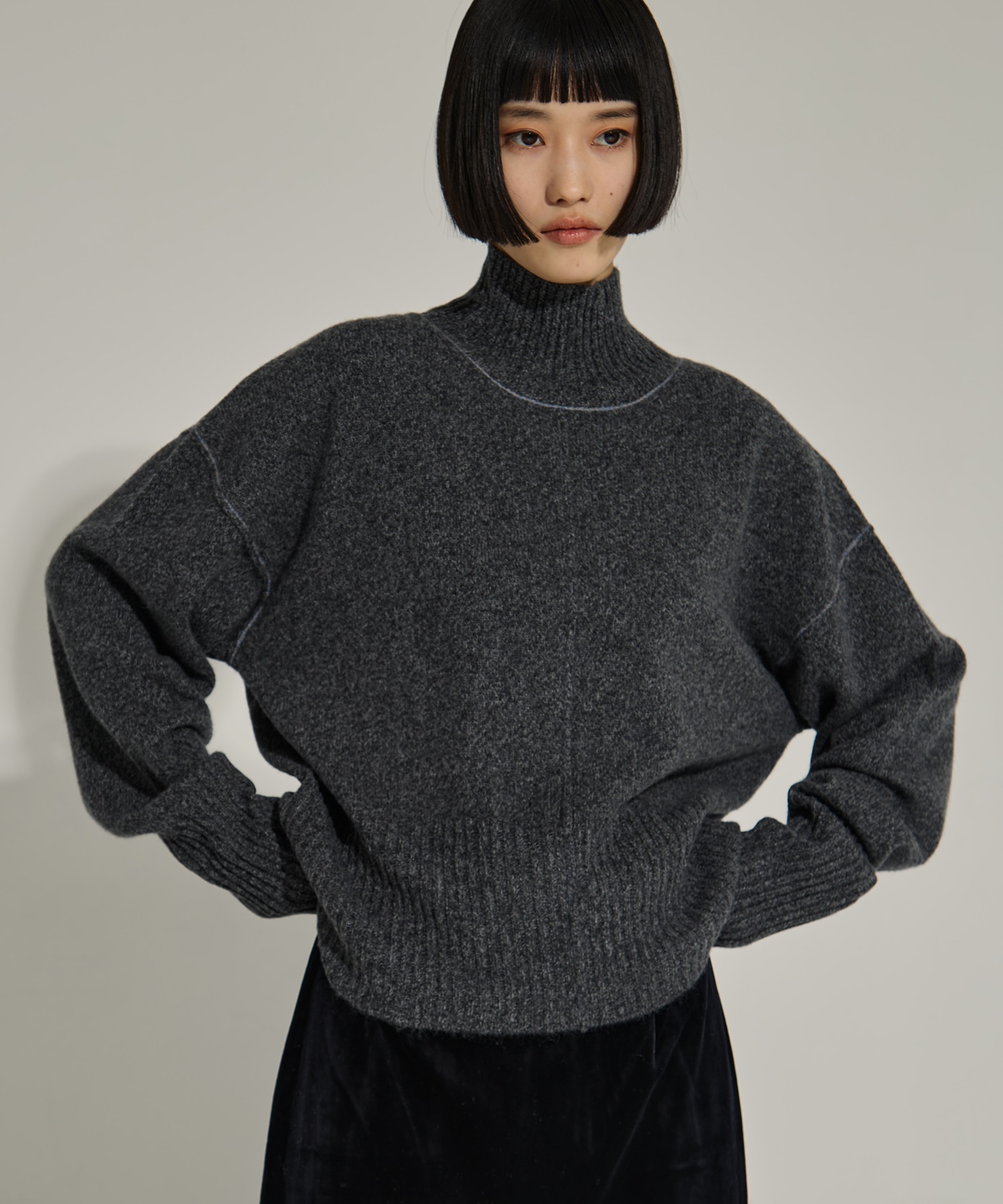 AKES-006（タートルネックニット） AKANE UTSUNOMIYA
