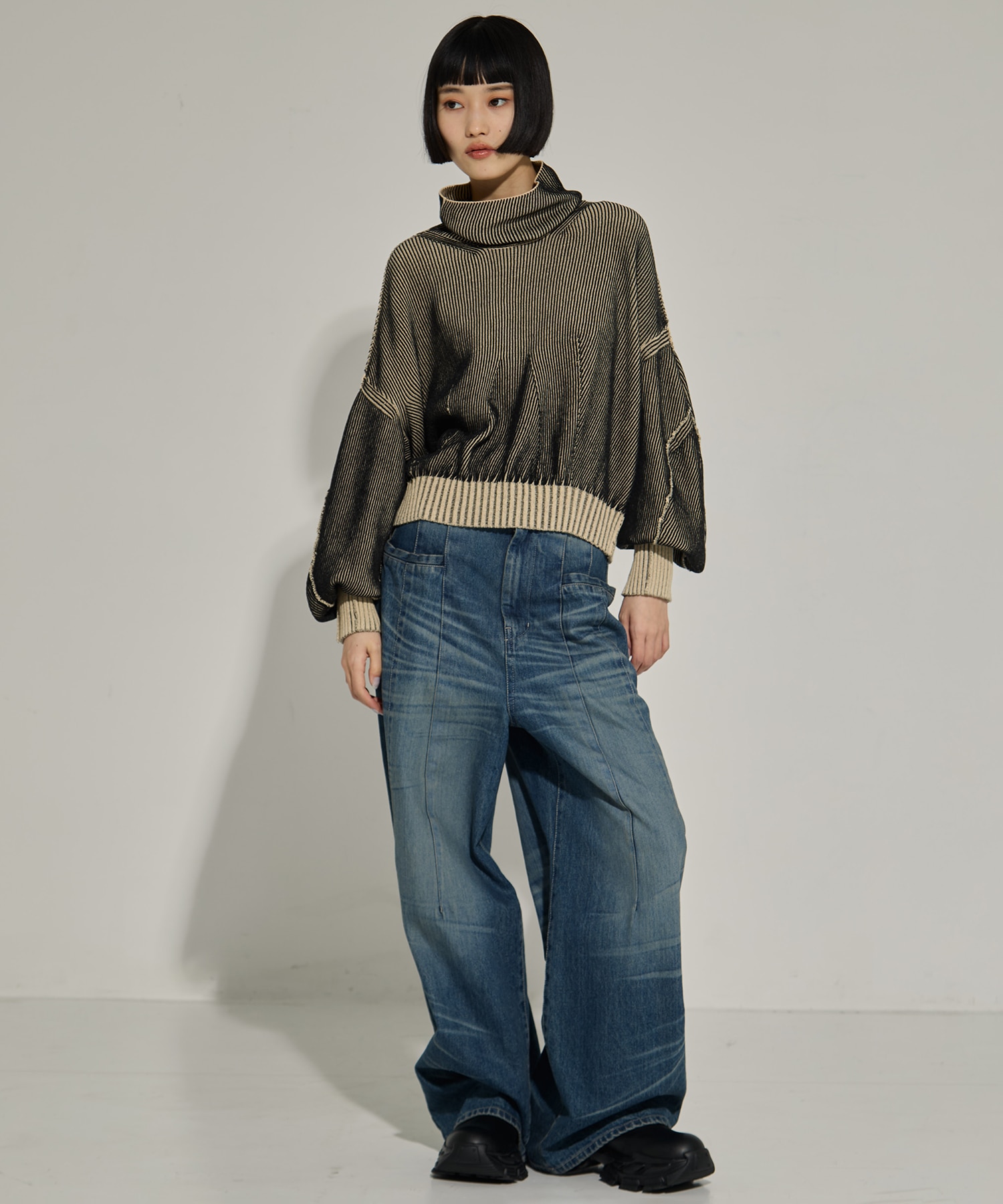 別注Dual face knit AKIKOAOKI