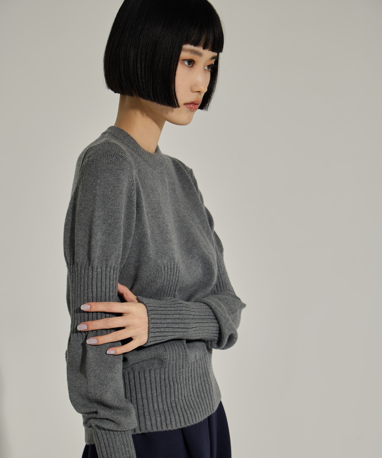 AKES-005（パフスリーブニット） AKANE UTSUNOMIYA