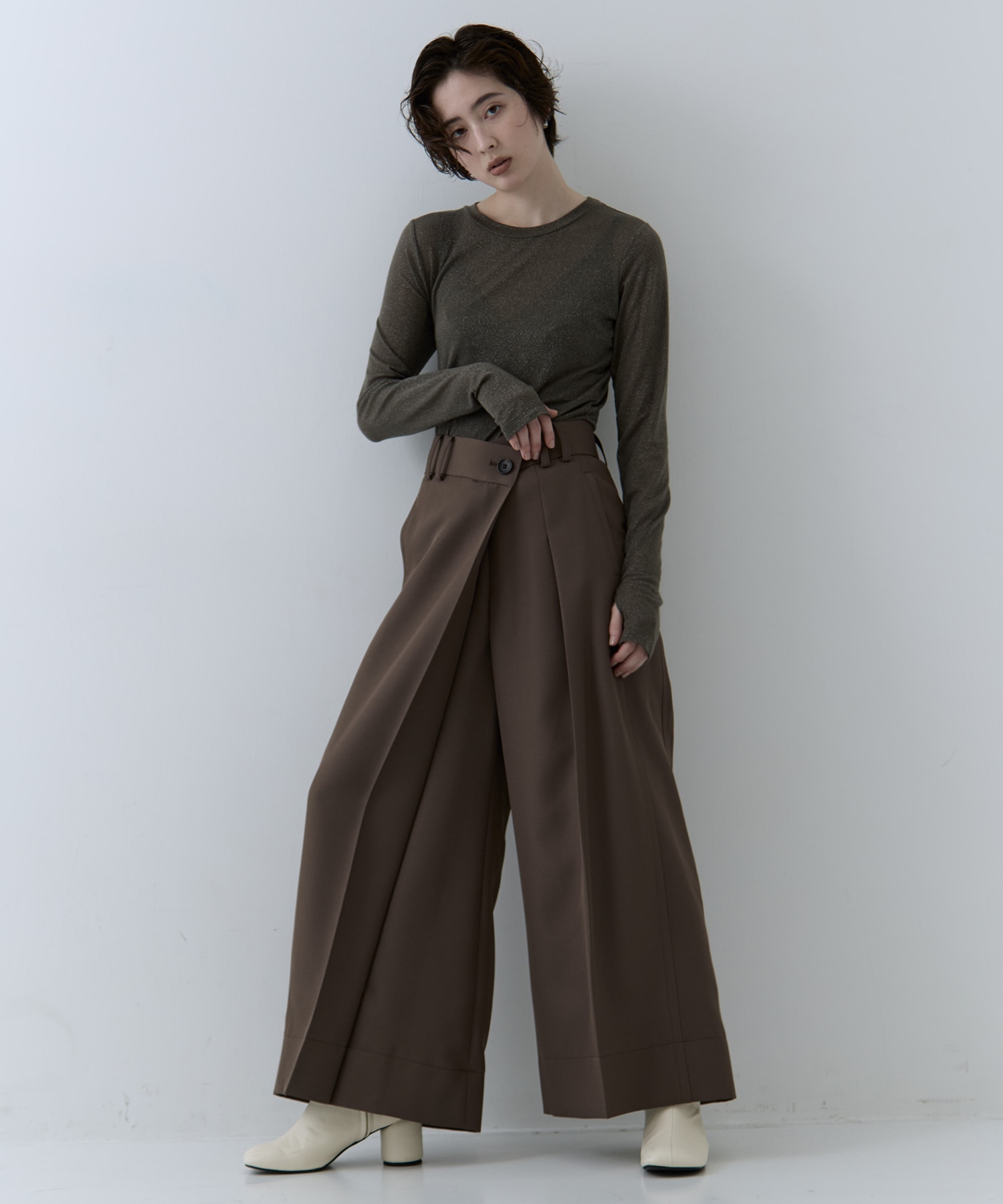 Asymmetric Tucked Flare Trousers STUDIOUS