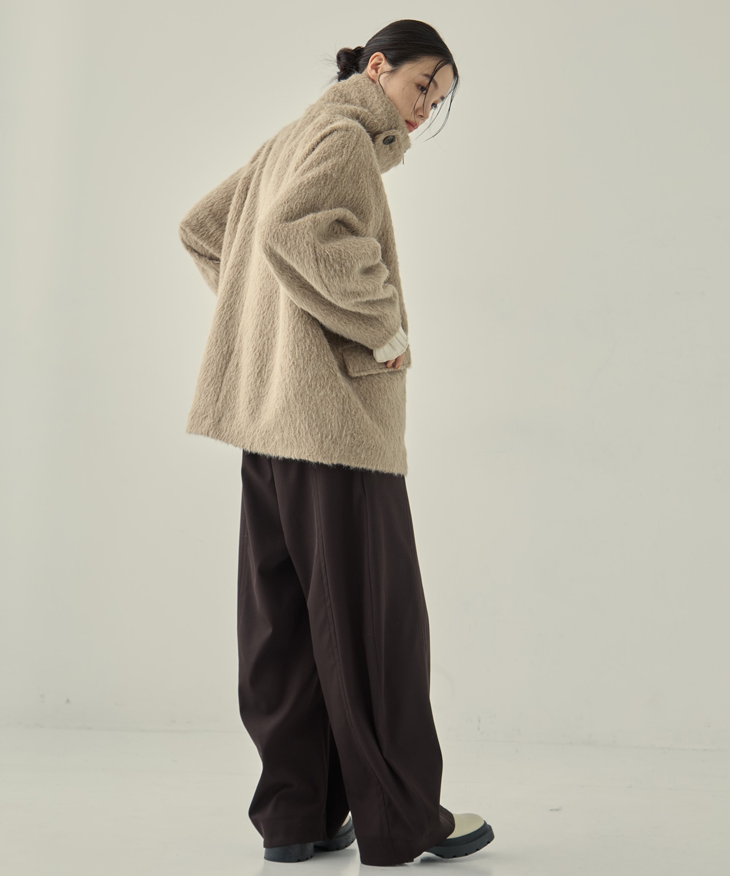 STAND COLLAR SHAGGY MIDDLE COAT STUDIOUS