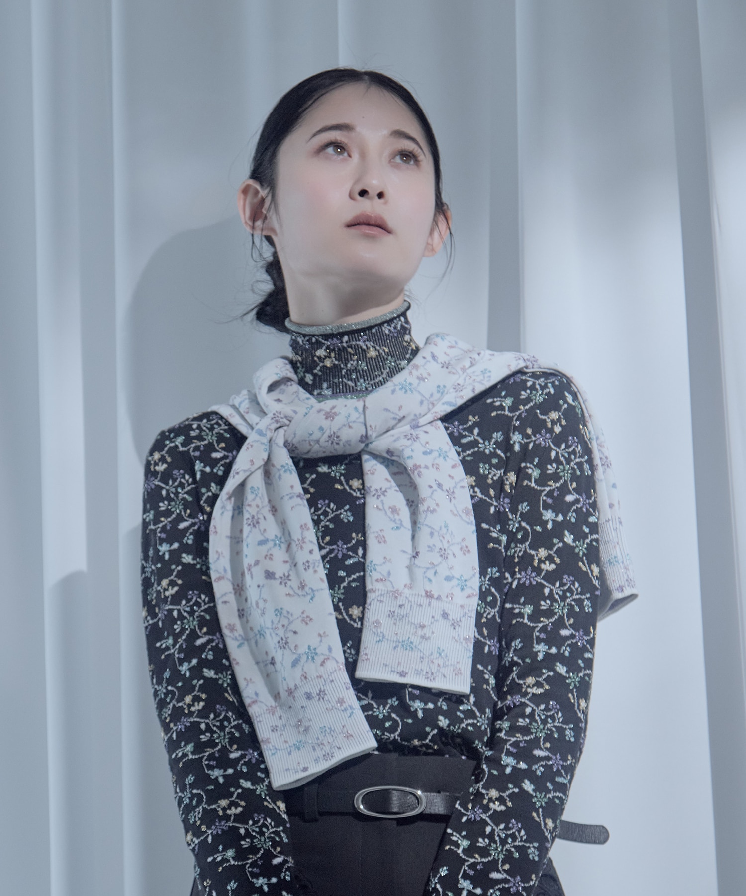 Floral Motif Glitter High Neck Knit Top Mame Kurogouchi