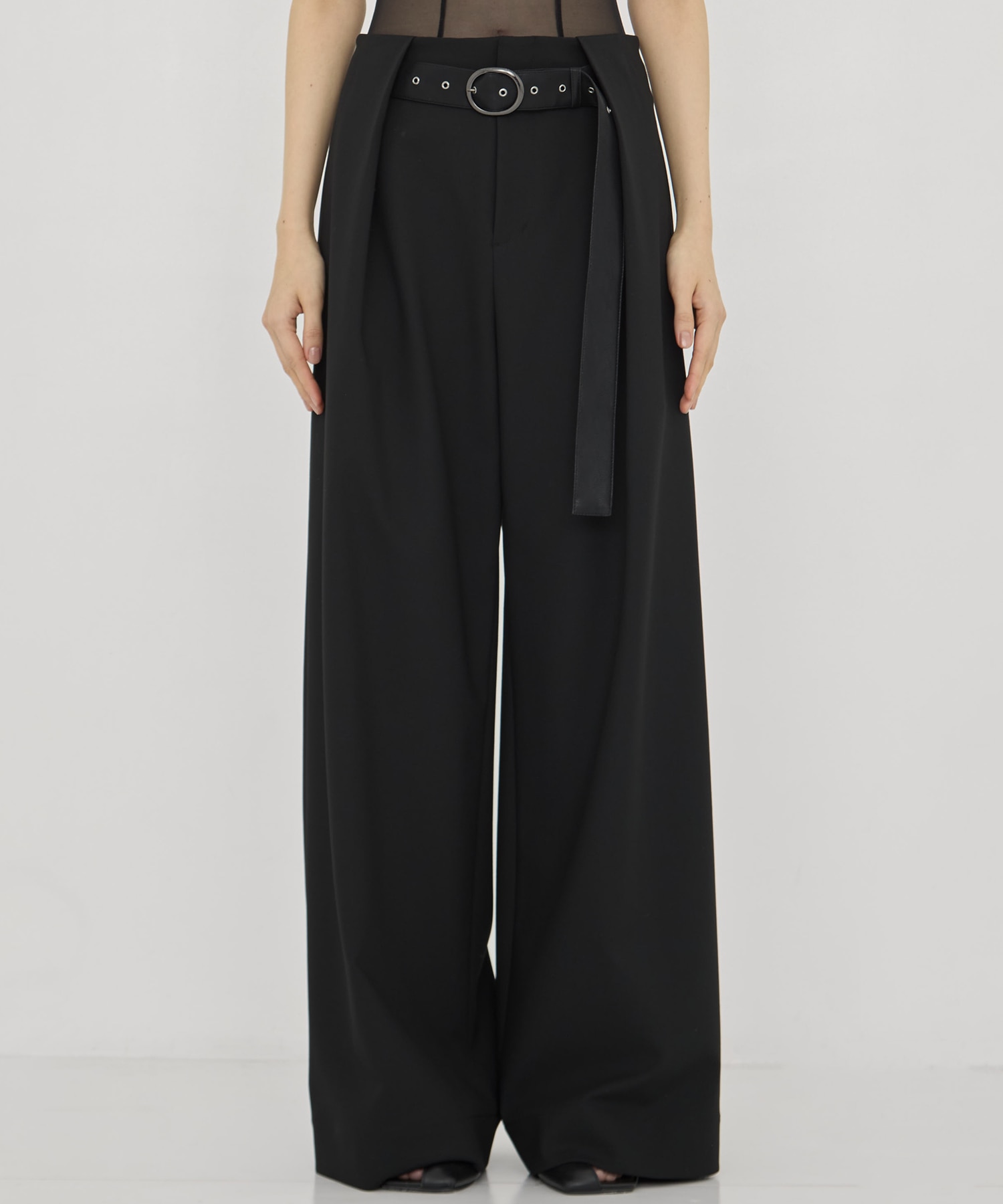 Belted Stretch Trousers STUDIOUS