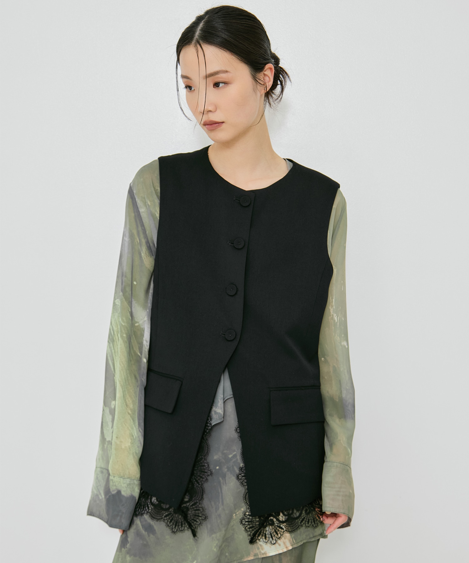 2WAY CREW NECK LACE TAKE OFF VEST AMERI