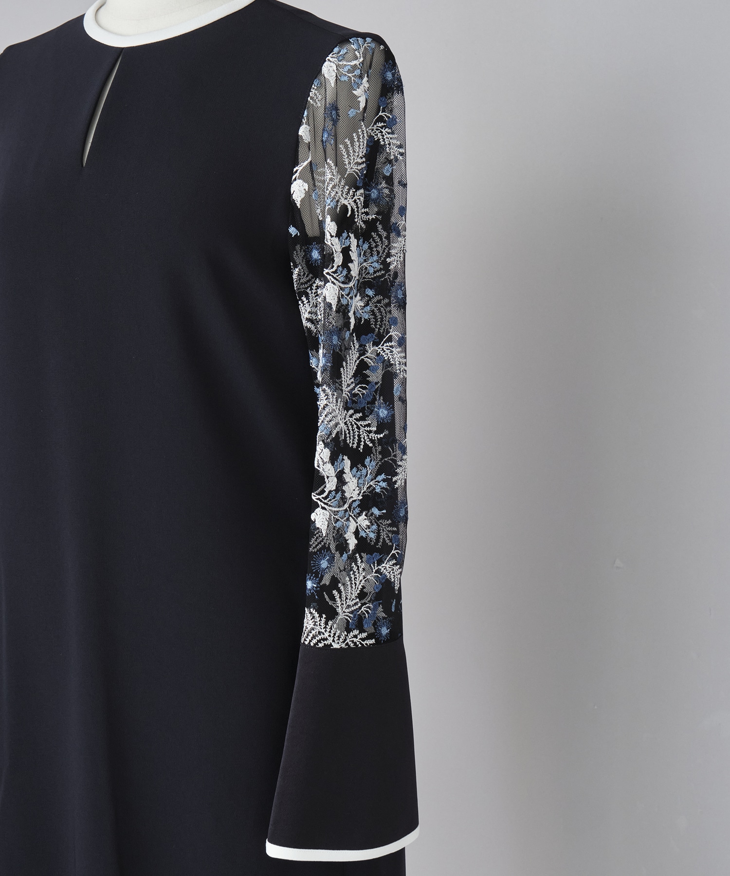 Tulle Lace Sleeve Classic Dress Mame Kurogouchi