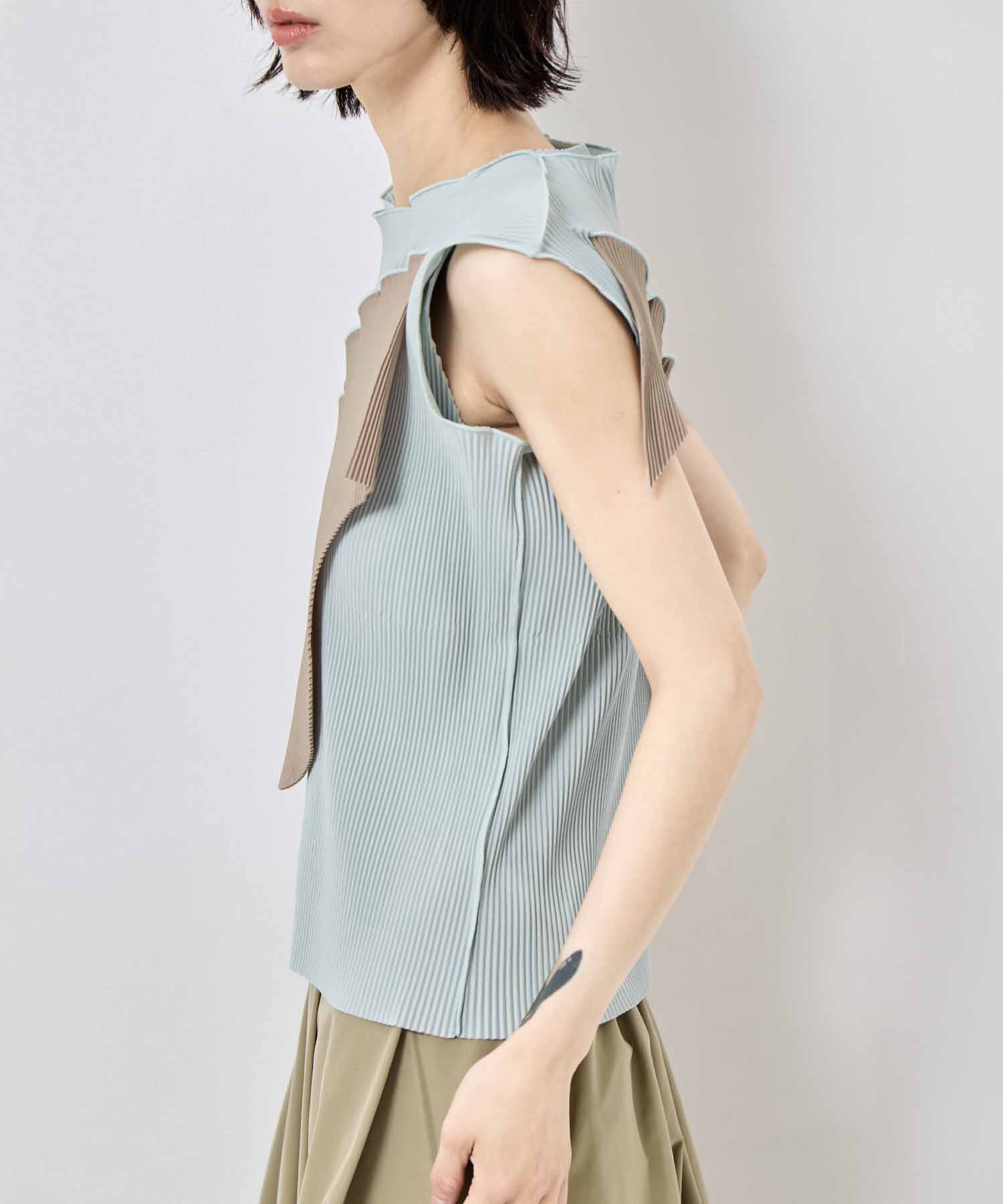 TODO WAVE TOP *SLEEVELESS kotohayokozawa