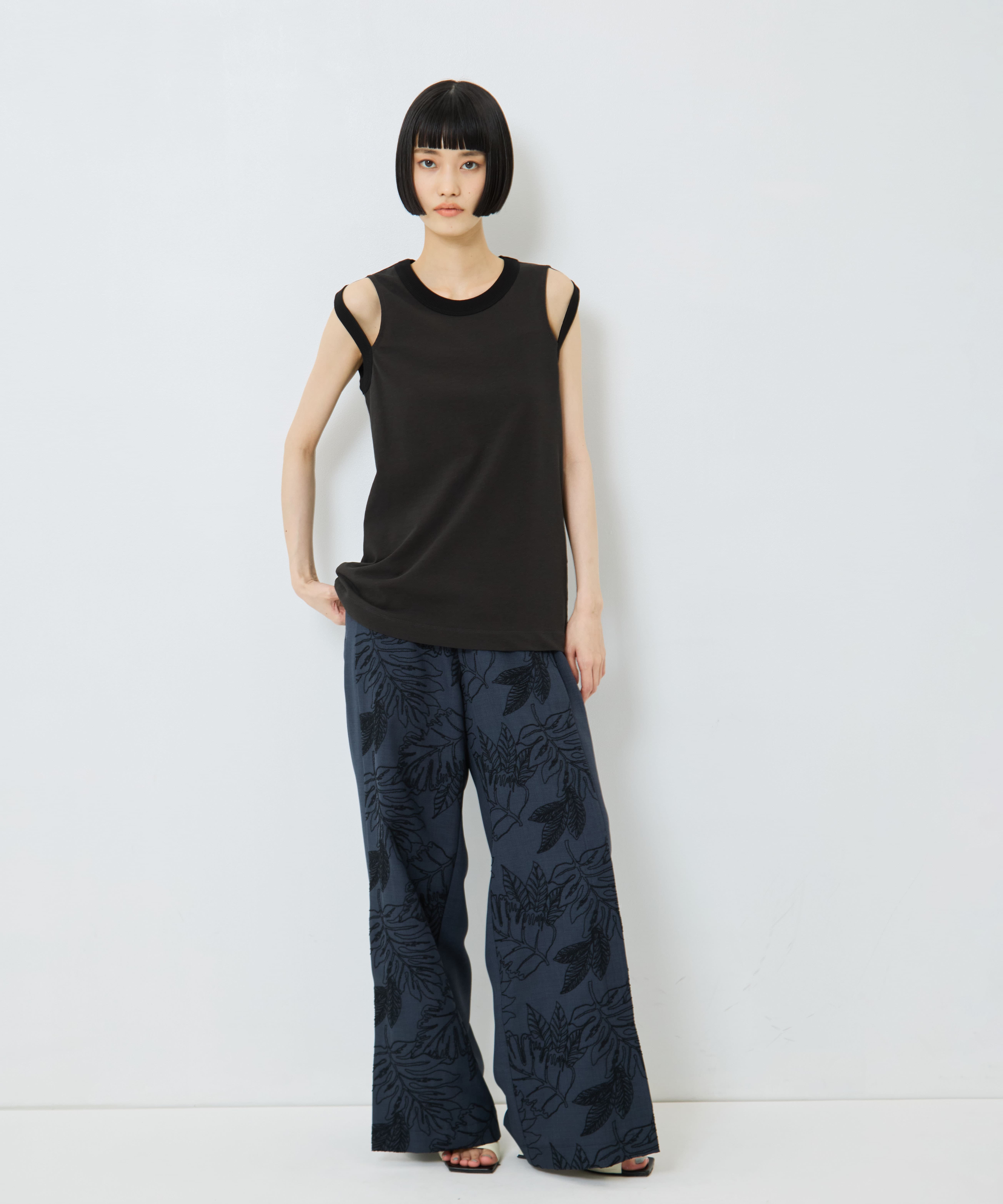 別注 FLOWER LACE POCKET PANTS UJOH