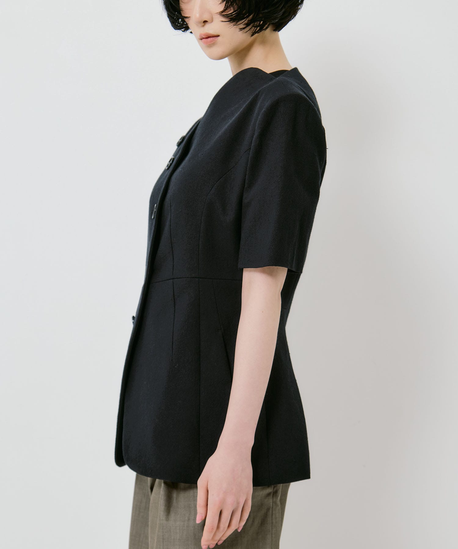Sesilia half sleeve jacket AKIRANAKA