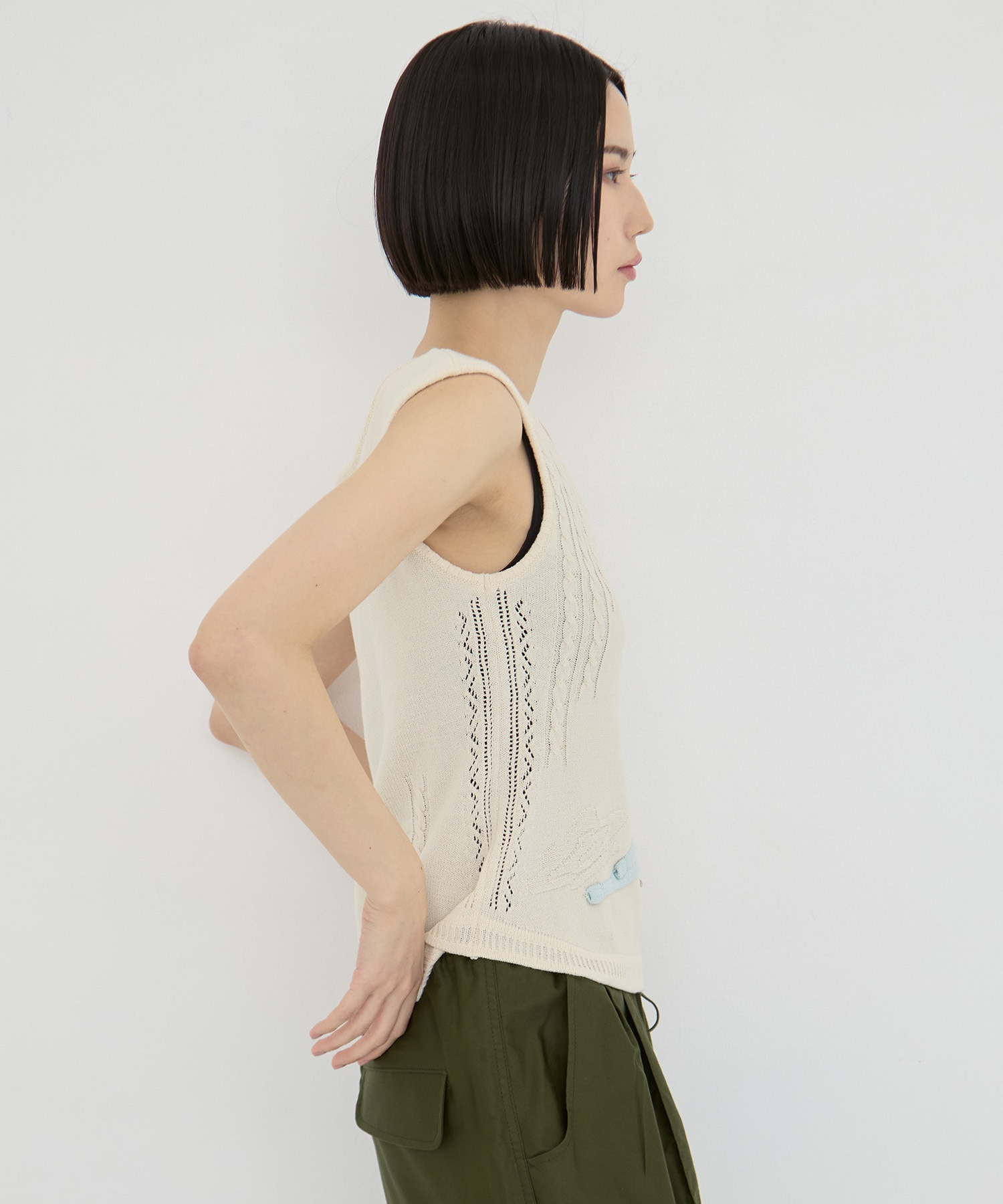 3D Floral Motif Sleeveless Knit Top Mame Kurogouchi