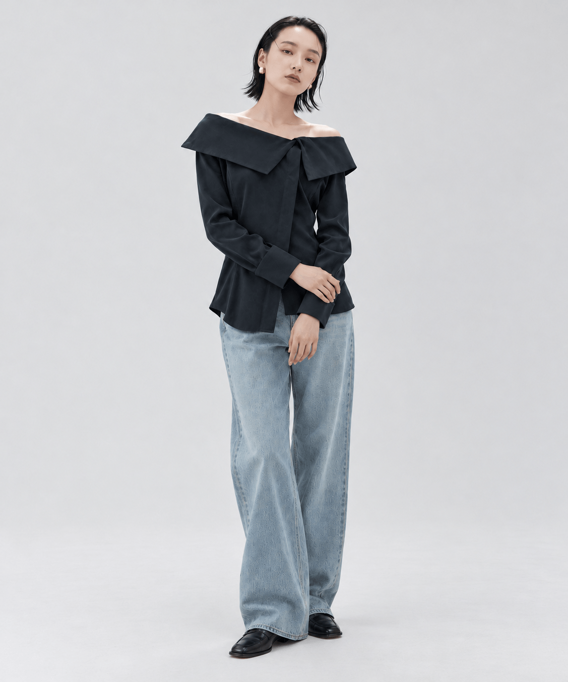 Fibril Scarf-Neck Blouse STUDIOUS