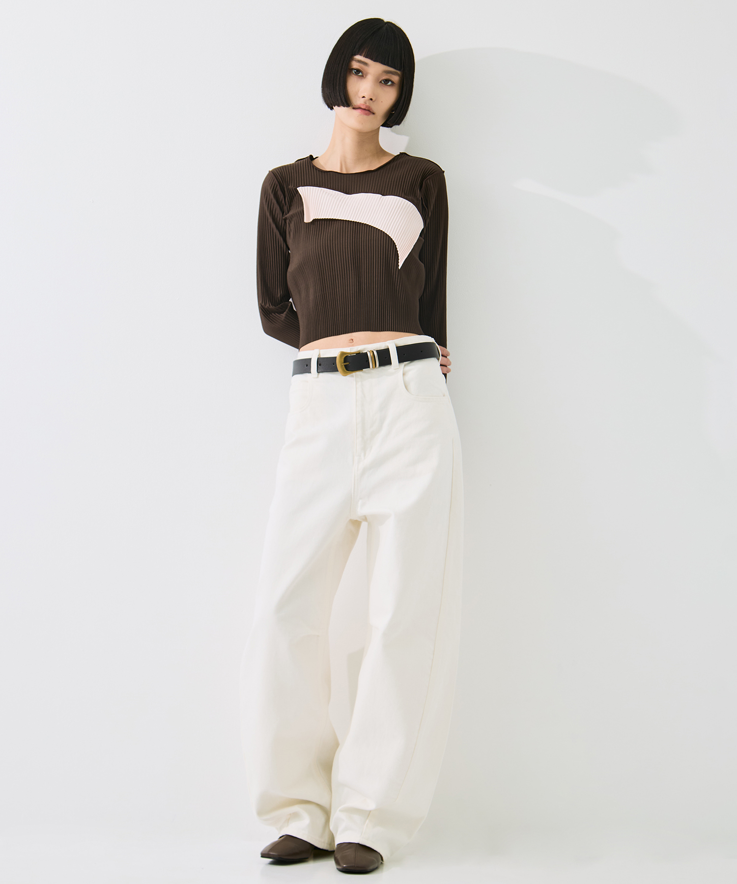 Damaged Barrel Leg Jeans STUDIOUS