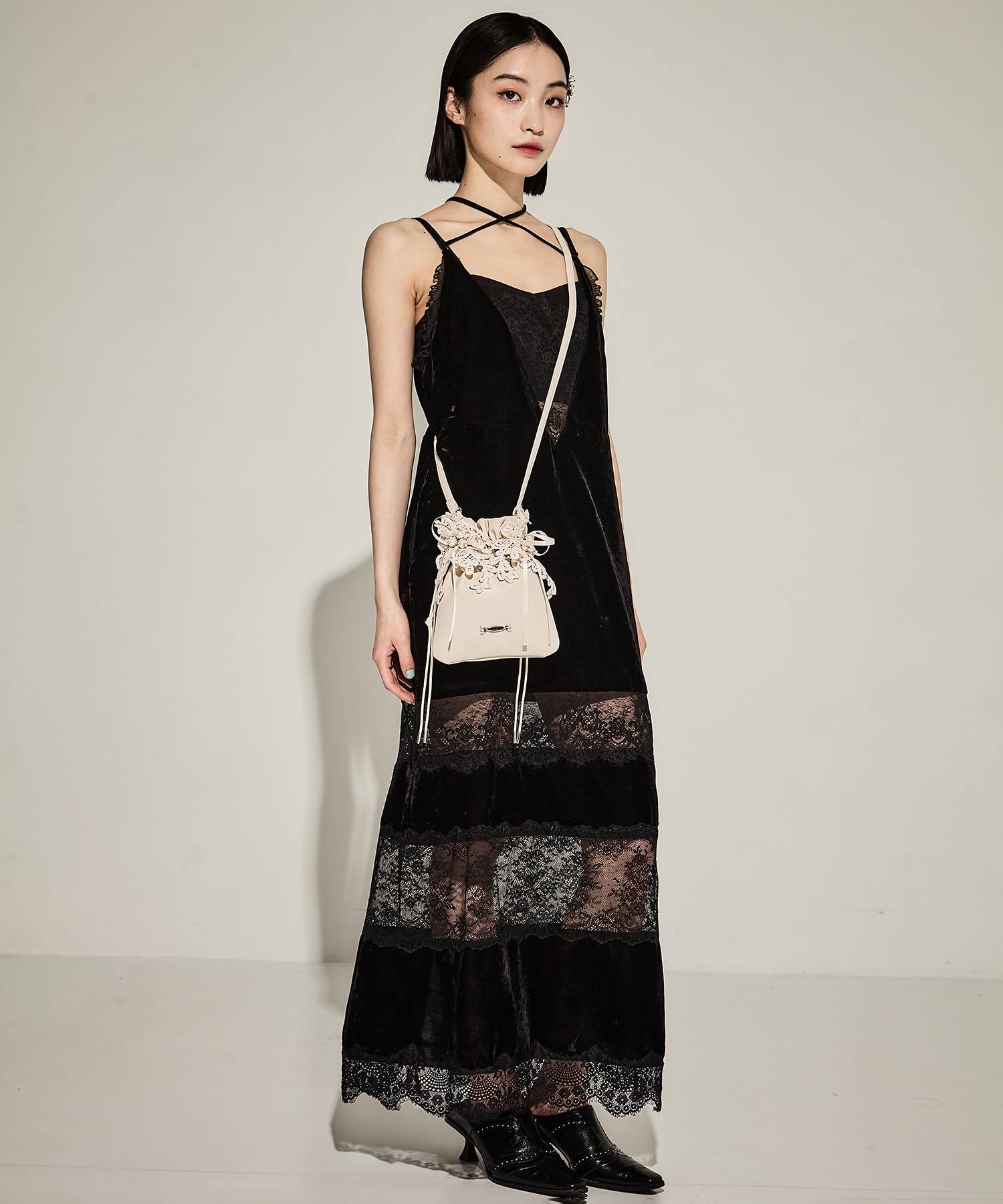 lace flower drawstring sacoche tanakadaisuke