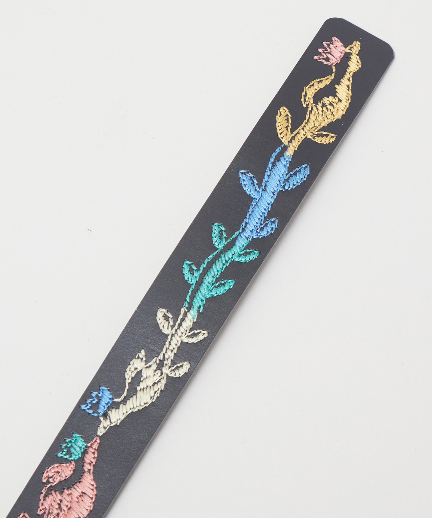 PICTURESQUE OJISAN BELT WITH EMBROIDERY SHINYAKOZUKA