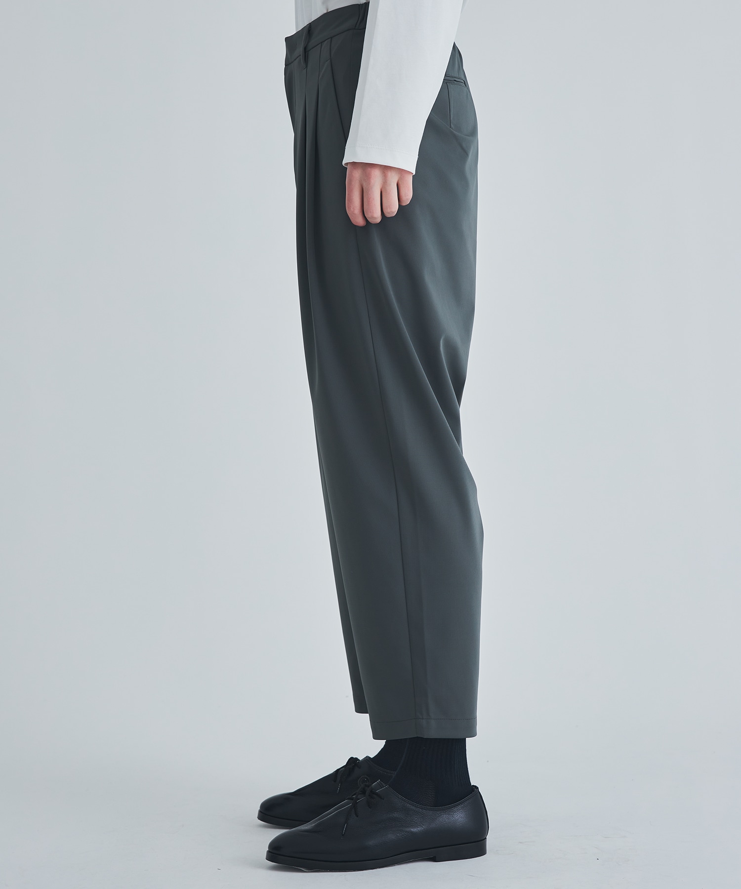 ATTACHMENT EX.BELTED WIDE TAPERED SLACKS-eastgate.mk