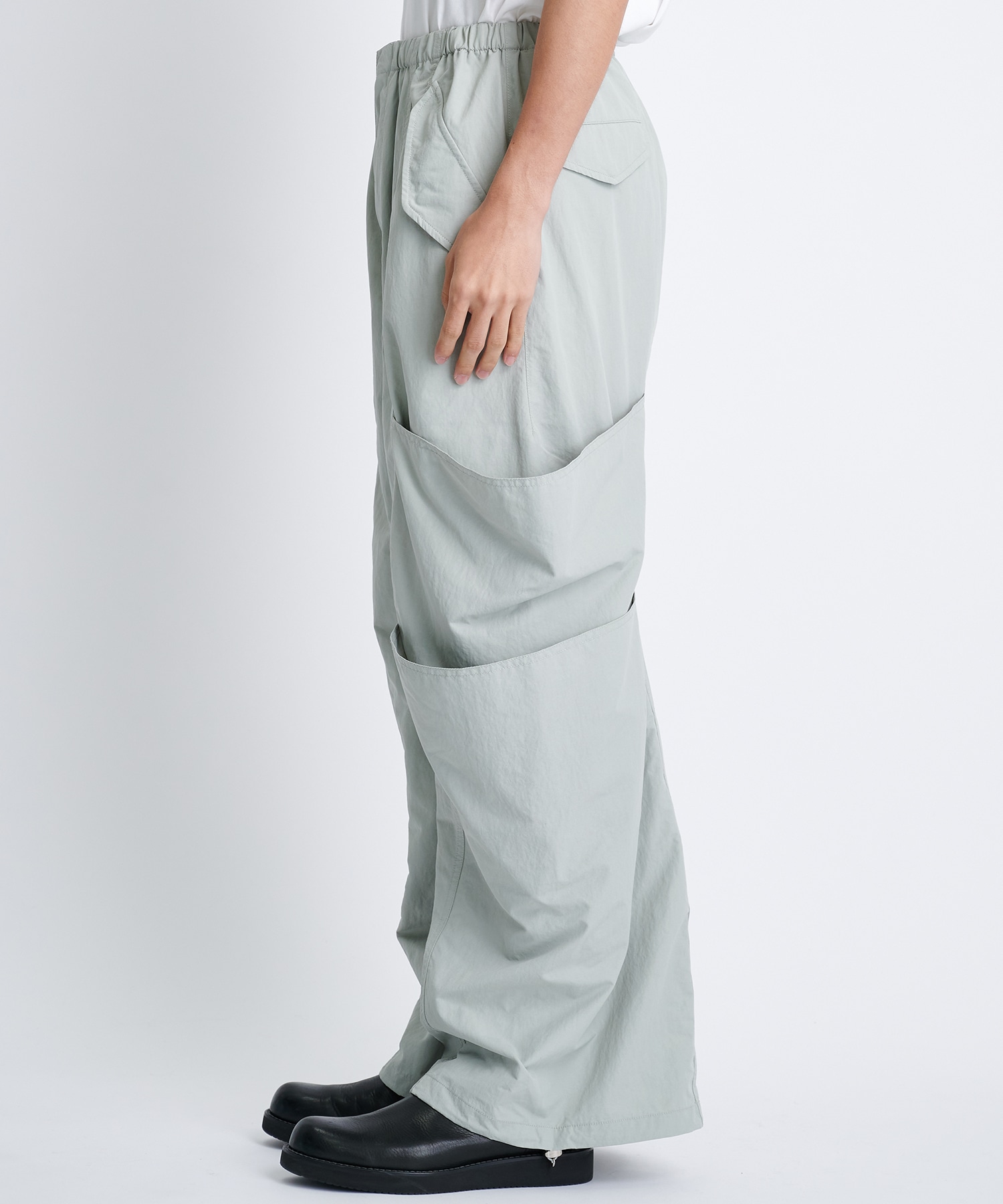 別注>STUDIOUS CURVED UTILITY WIDE PANTS｜NVRFRGT