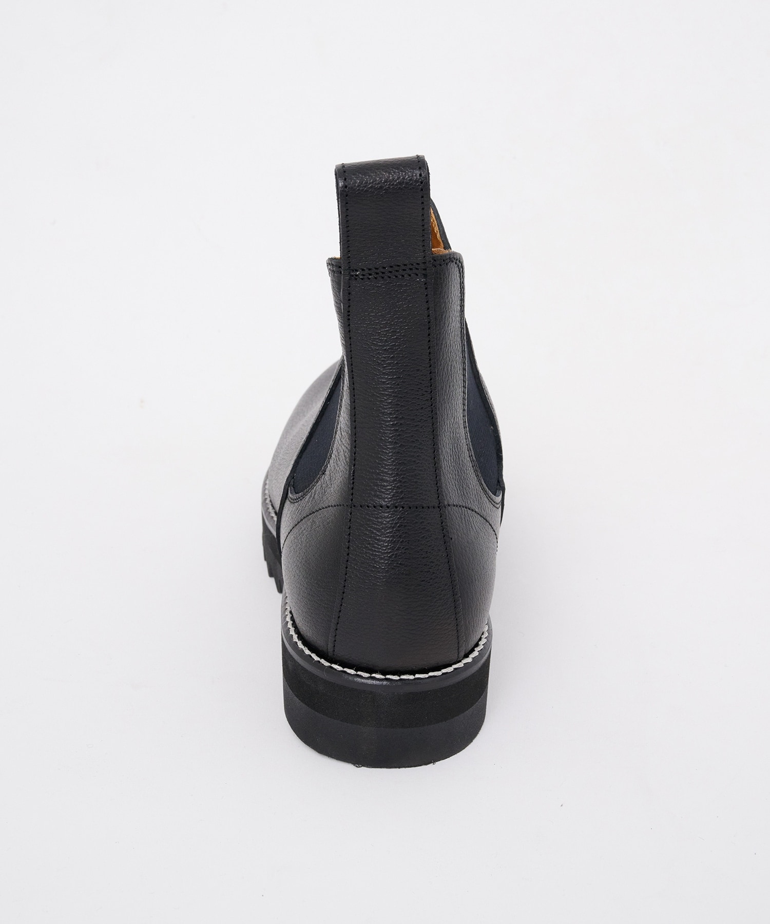 CHELSEA BOOTS Tomo & Co.