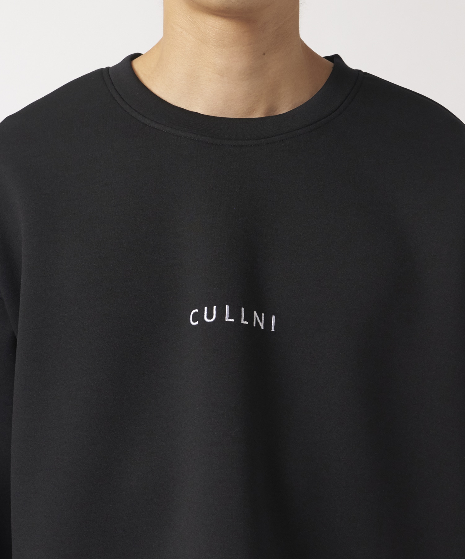 CULLNI Logo Embroidery Double Knit Pullover CULLNI