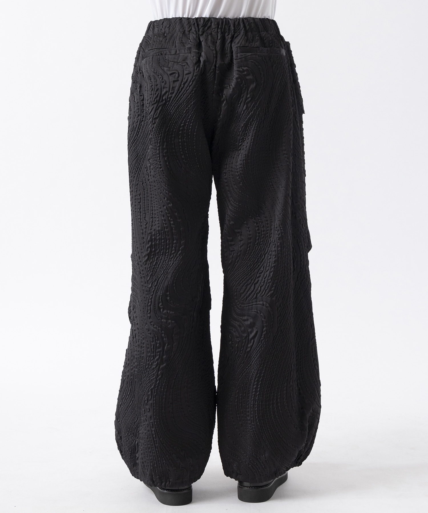 〈別注〉SHRINK QUILTING PANTS TAAKK