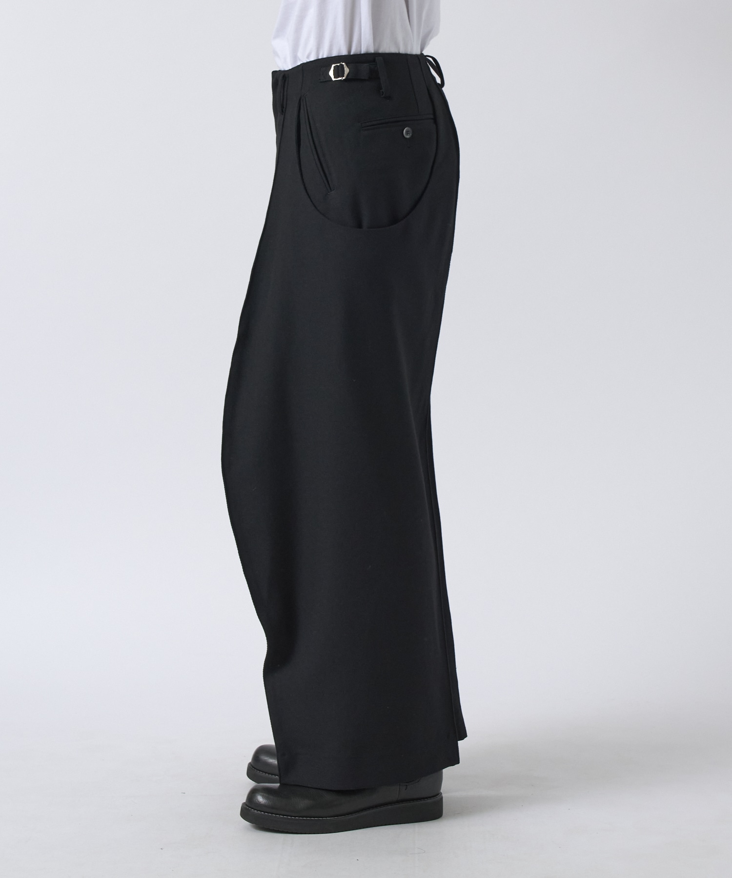 S-CURVED WIDE LEG UTILITY TROUSERS NVRFRGT