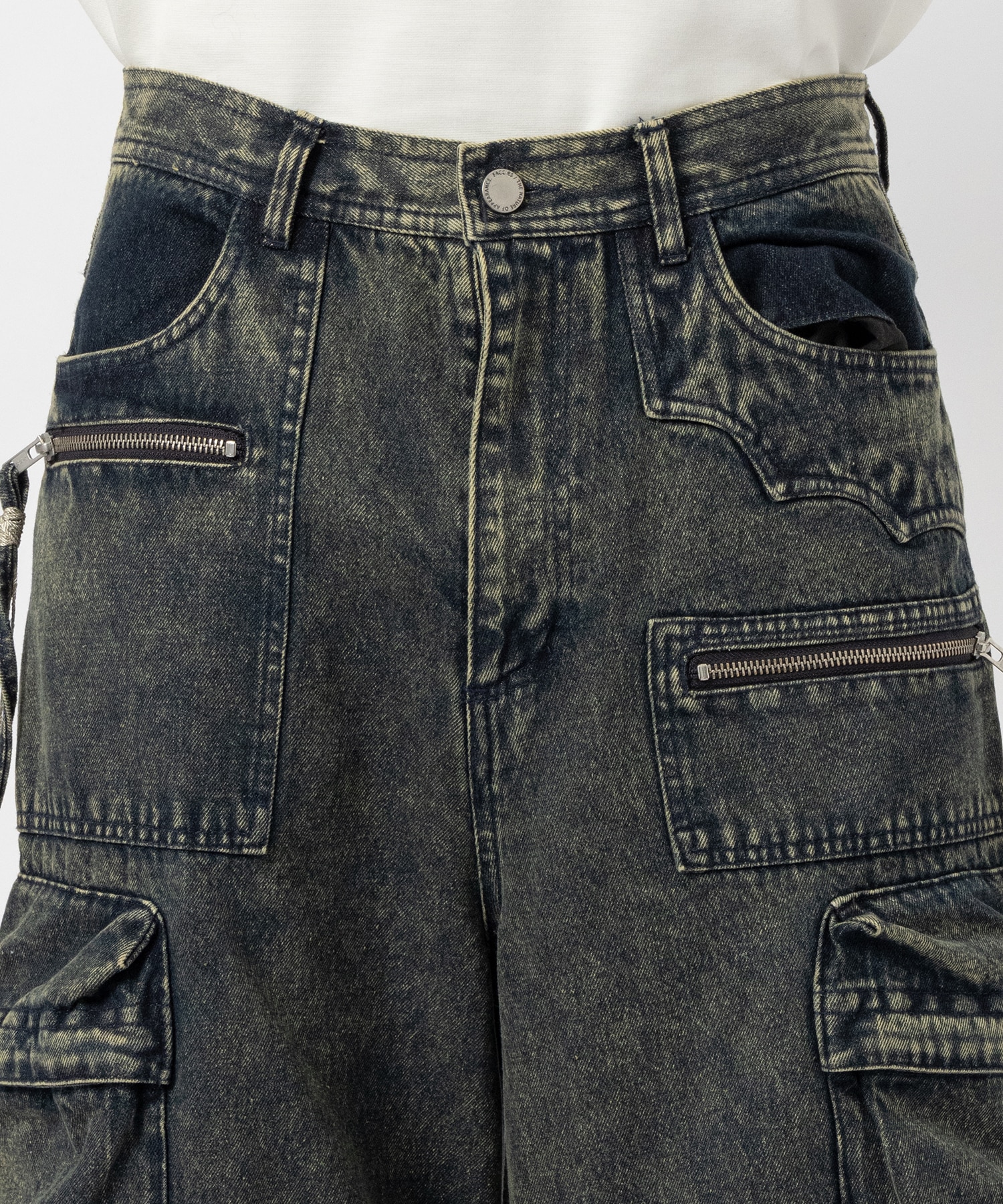 MULTI-POCKET DENIM CARGO FACCIES