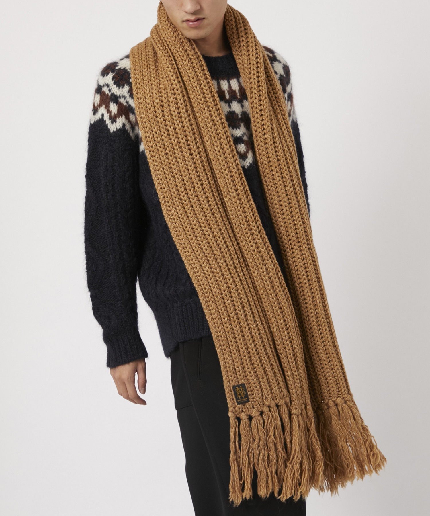 FRINGE MUFFLER LONG BATONER