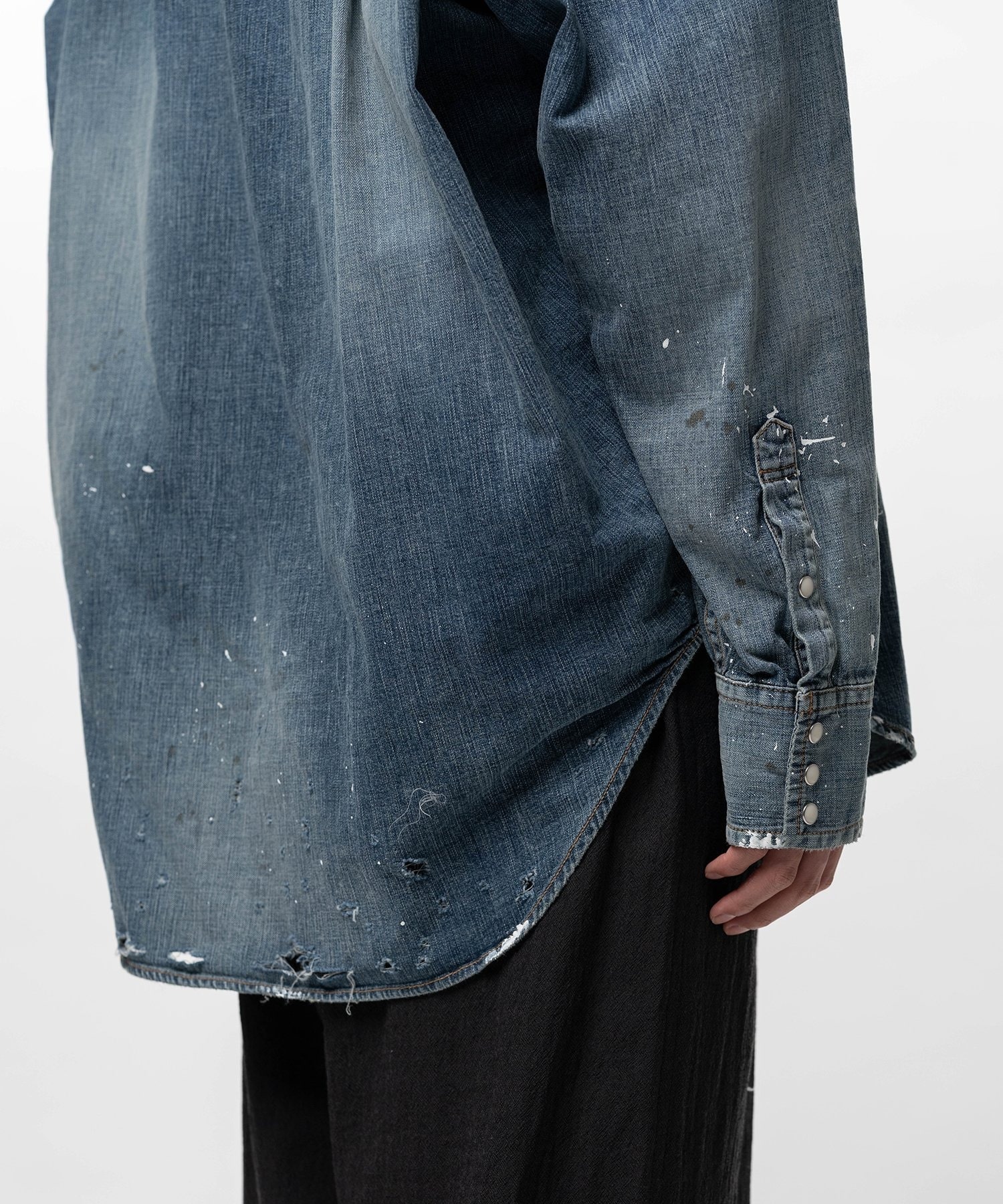 DENIM SHIRTS w STICKER Maison MIHARA YASUHIRO