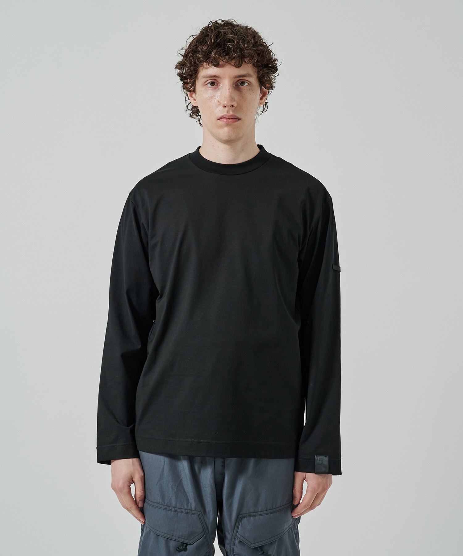 2251-CS10-022 L/S TEE N.HOOLYWOOD