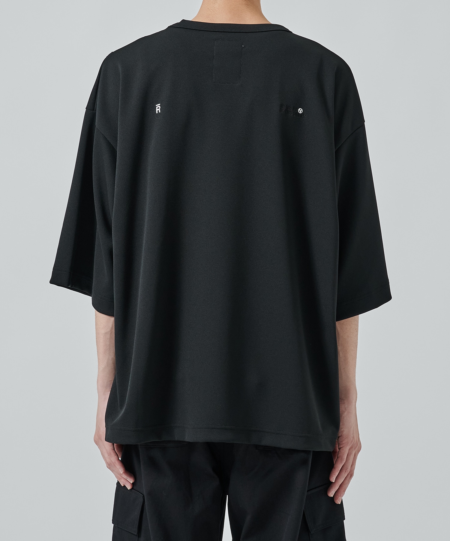 OVERSIZED TEE SHAREEF
