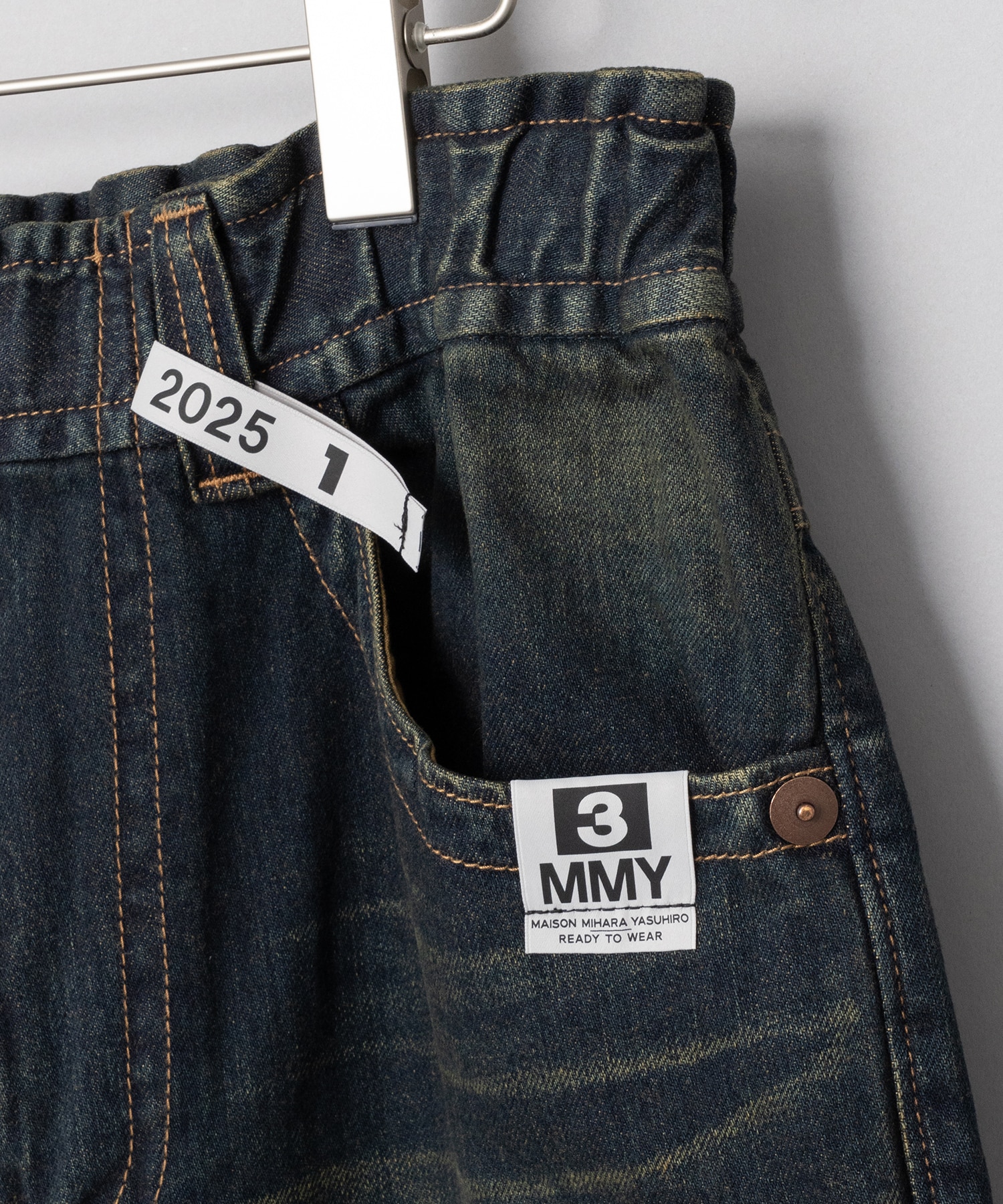 AMATEUR SEWN WIDE JEANS Maison MIHARA YASUHIRO