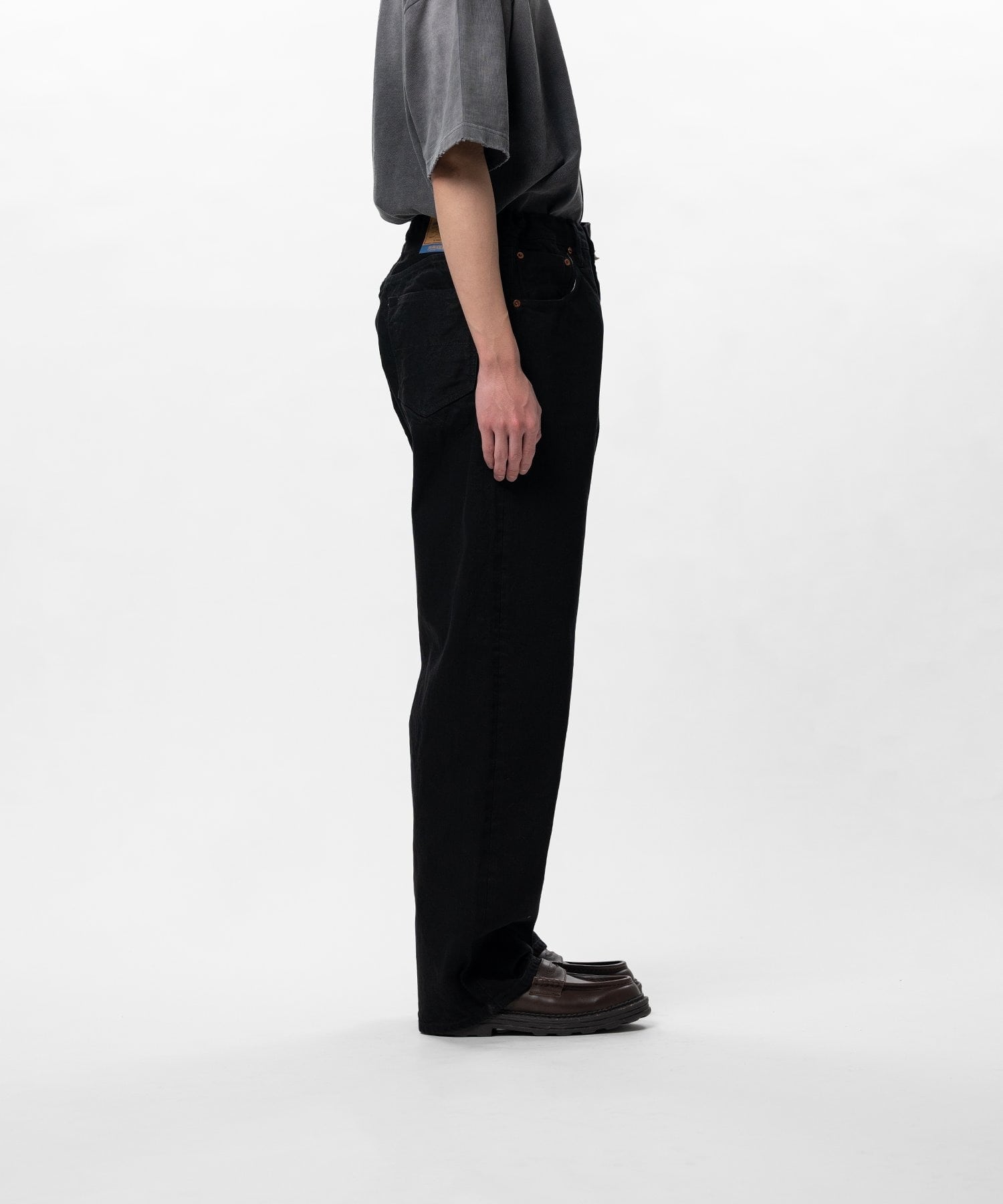 ONE WASHED SELVAGE DENIM STRAIGHT PANTS in・stru(men-tal)