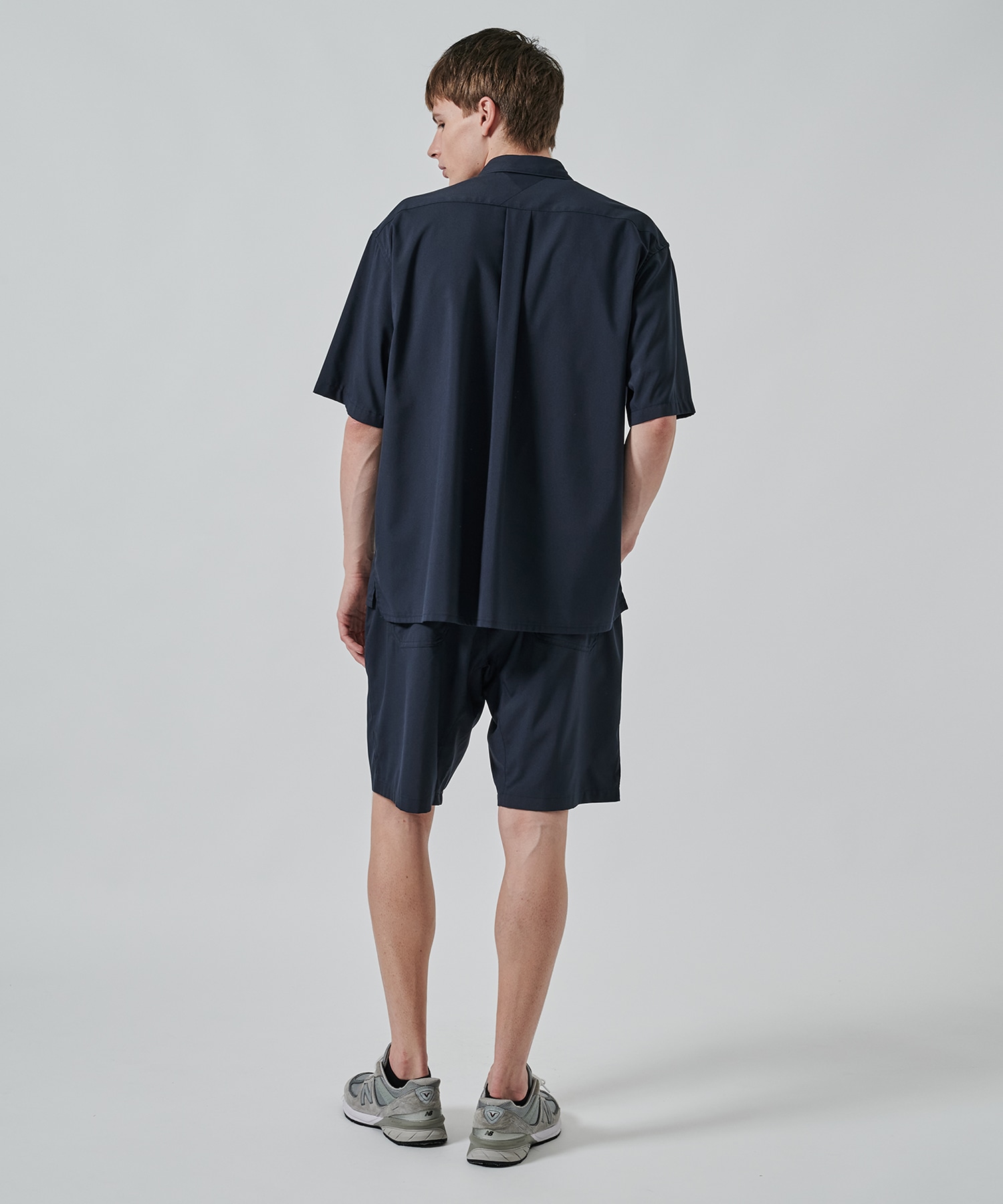 〈別注〉REGULAR COLLAR HALF SLEEVE SHIRT White Mountaineering