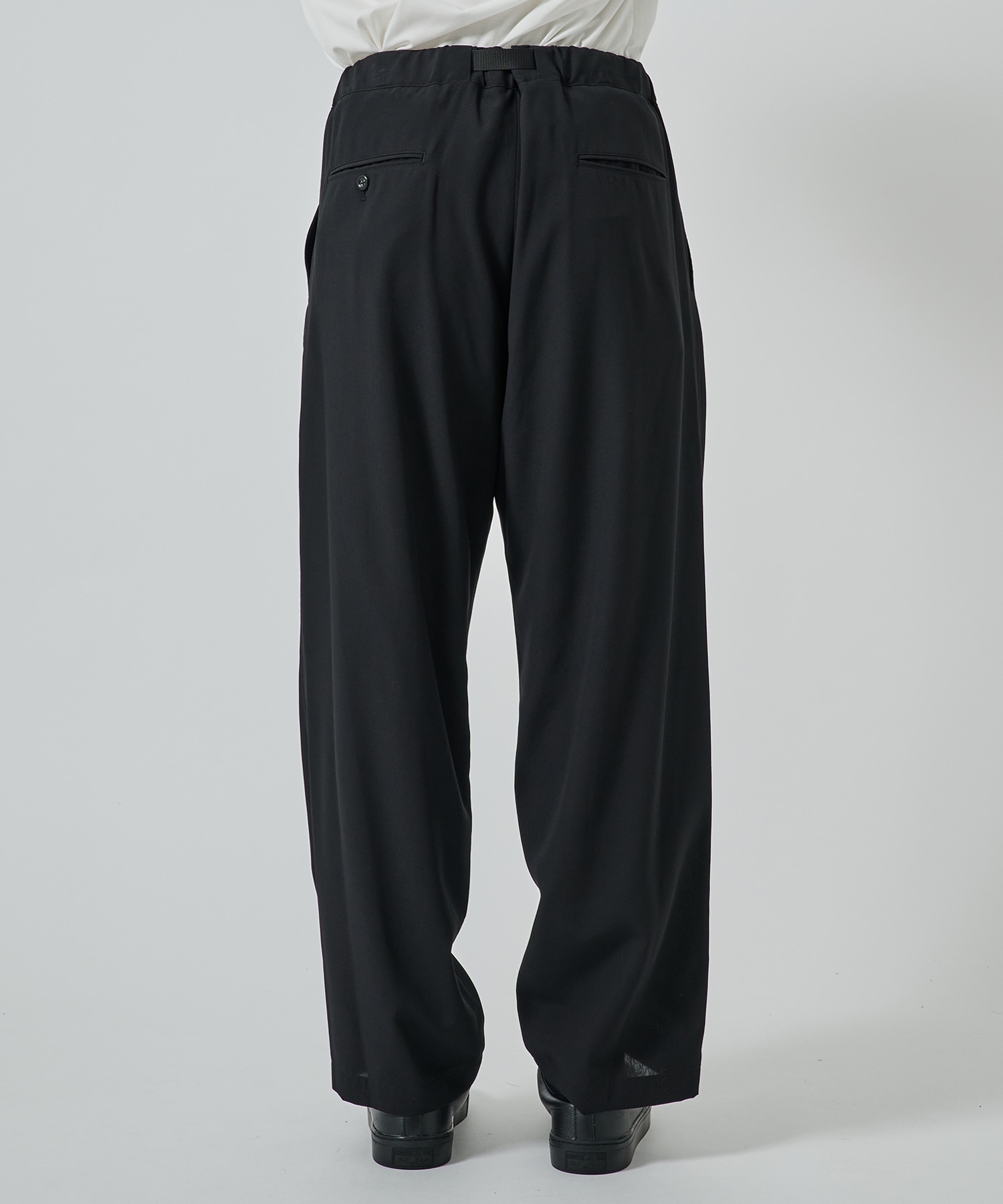 〈別注〉Tape -Belt 3 Tuck PNT UJOH HOMME