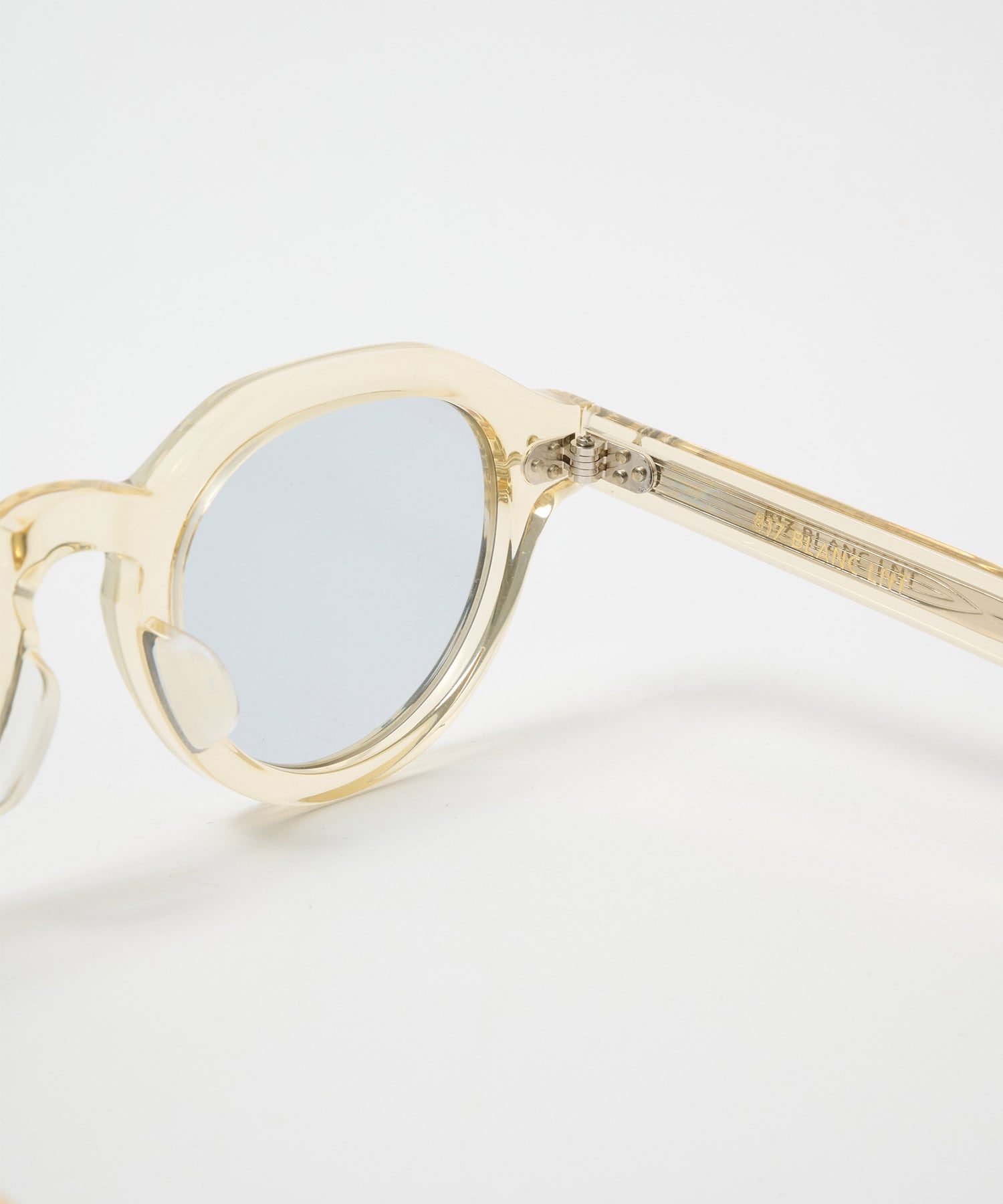 BE009 BLANC