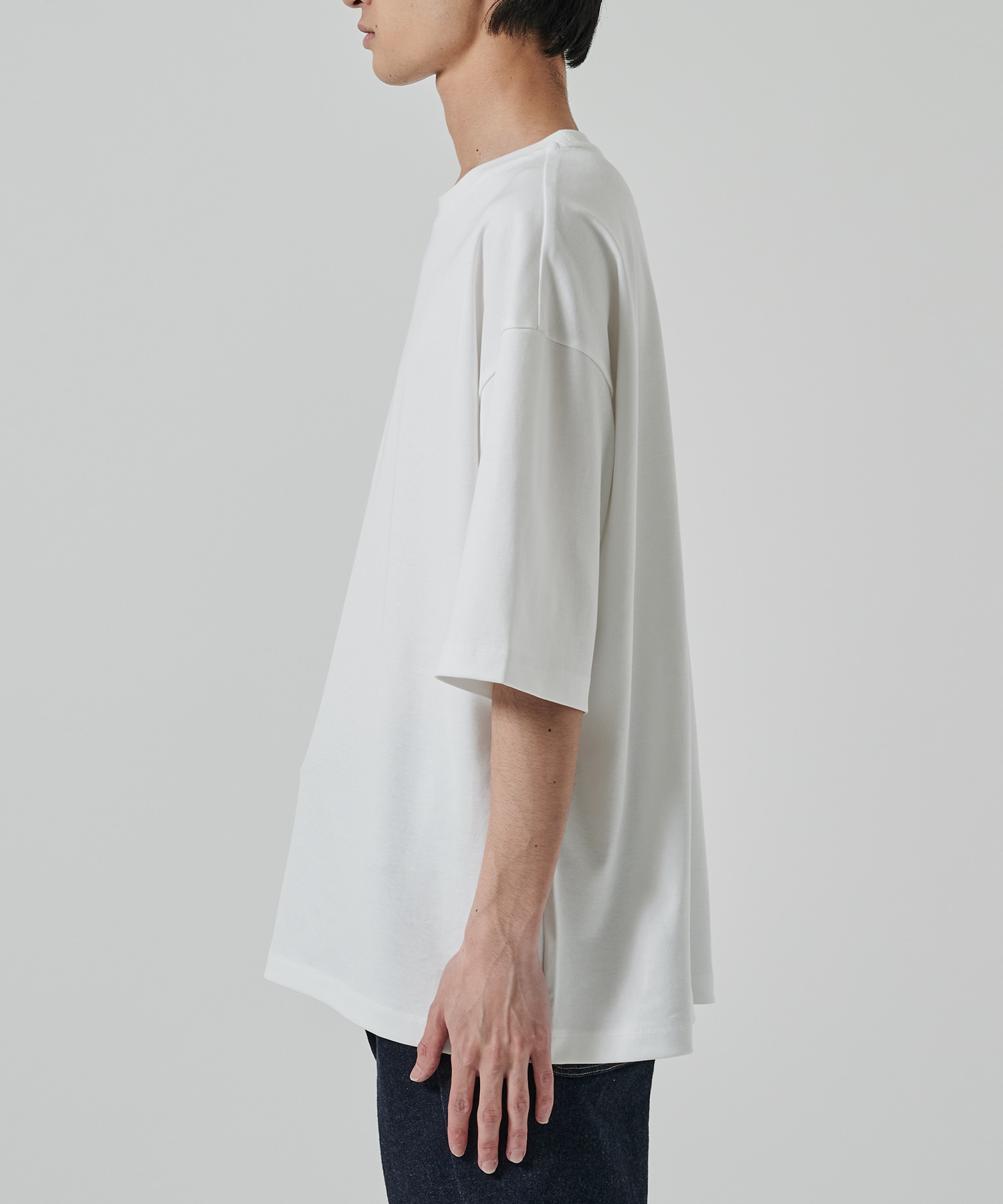 HIGH TWIST RELAX FIT TEE STUDIOUS
