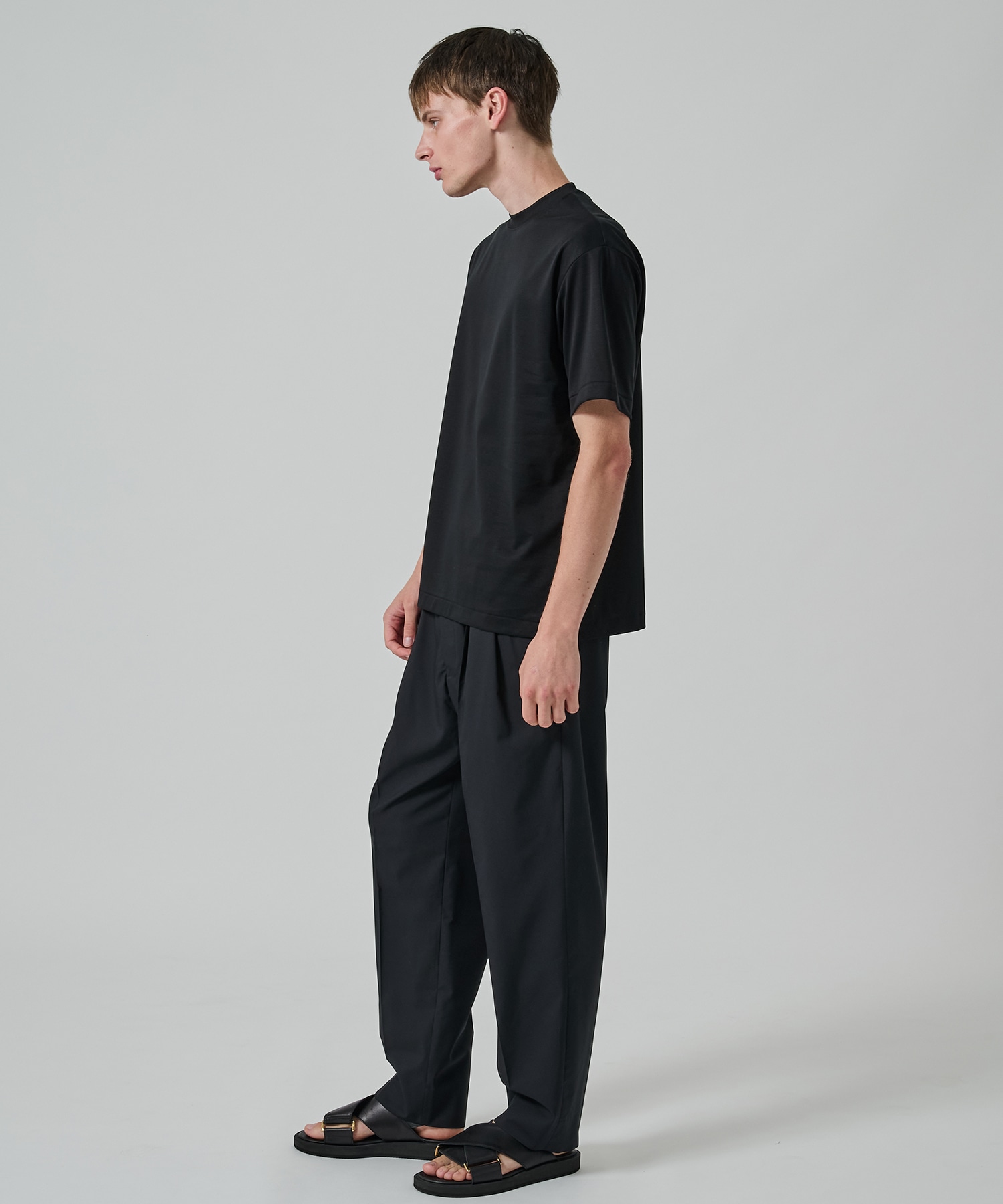 32G ロイヤルクール レギュラーTシャツ STUDIOUS