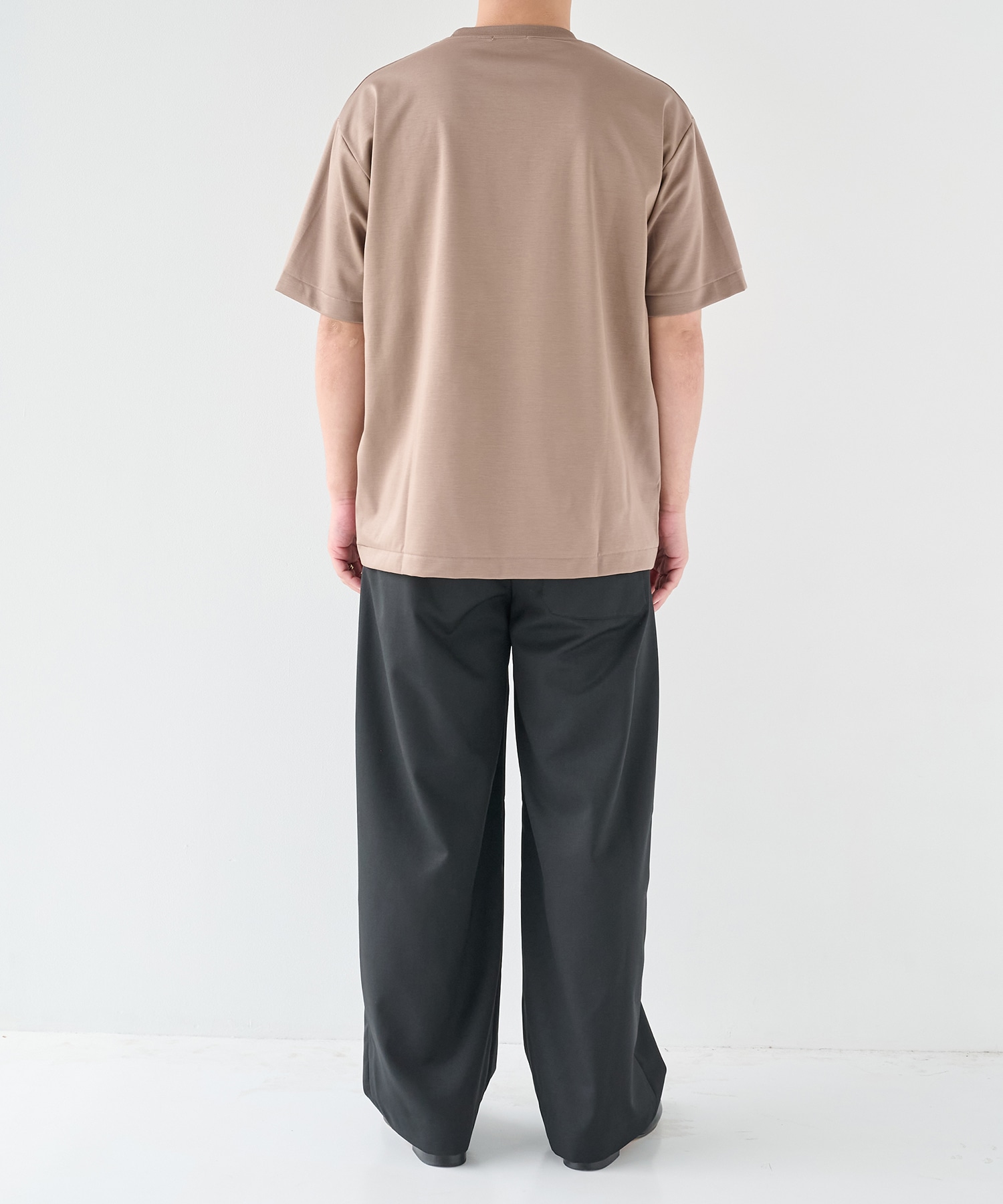 32G ロイヤルクール レギュラーTシャツ STUDIOUS