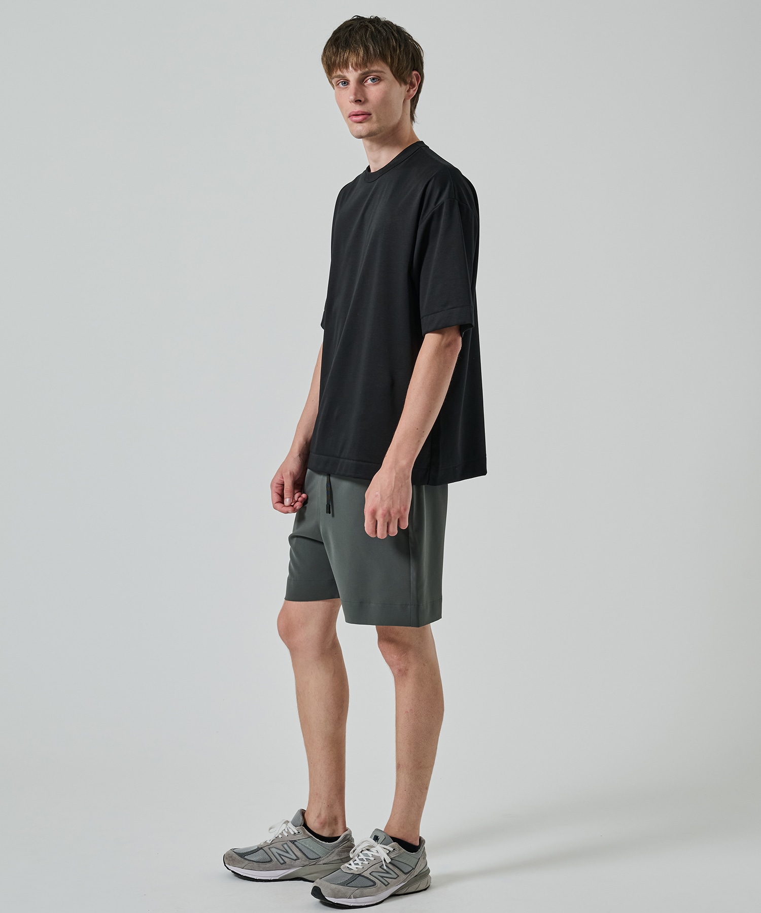 32G ロイヤルクール リラックスTシャツ STUDIOUS