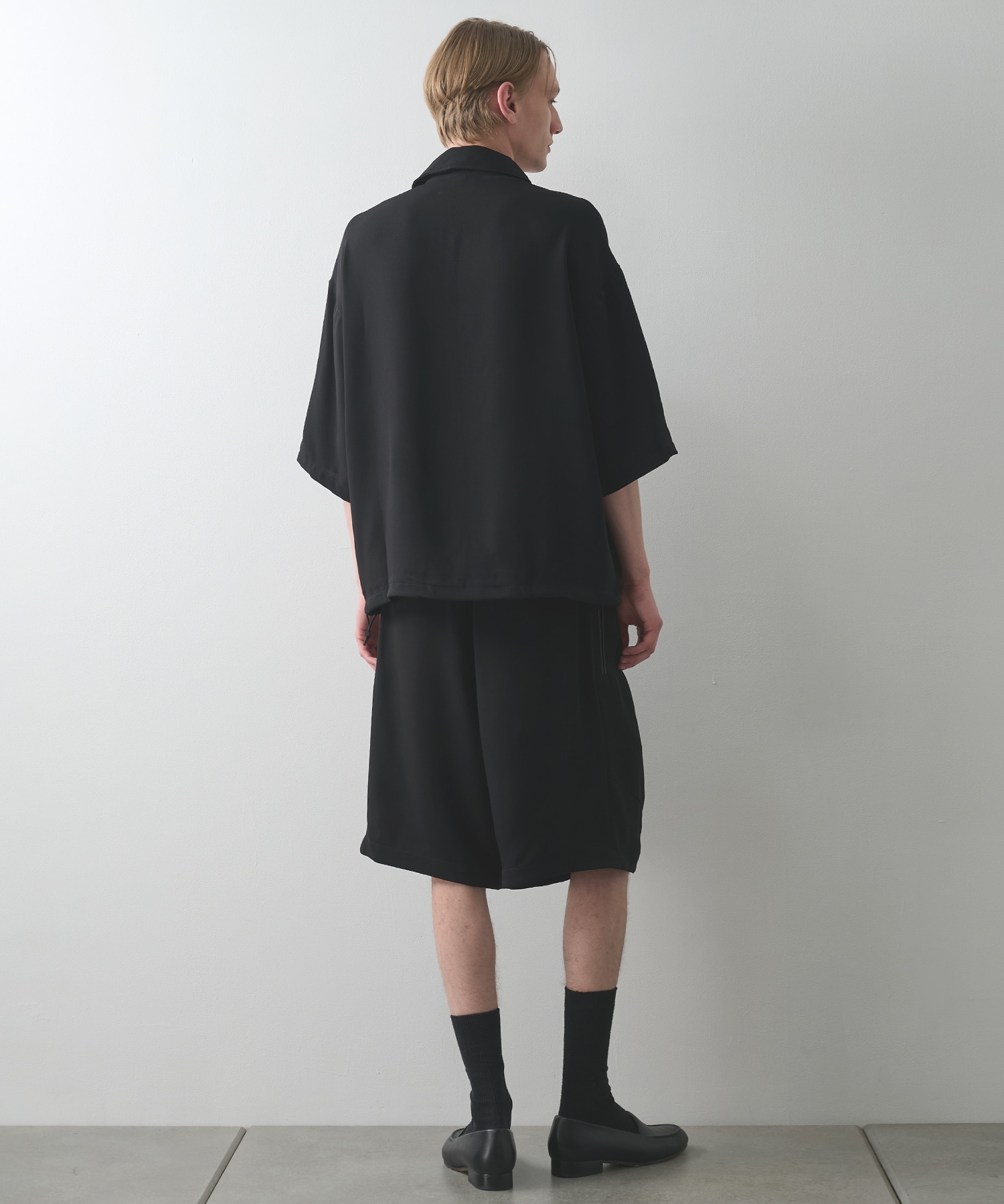SUMMER ESSENTIAL DRAWCORD POLO STUDIOUS