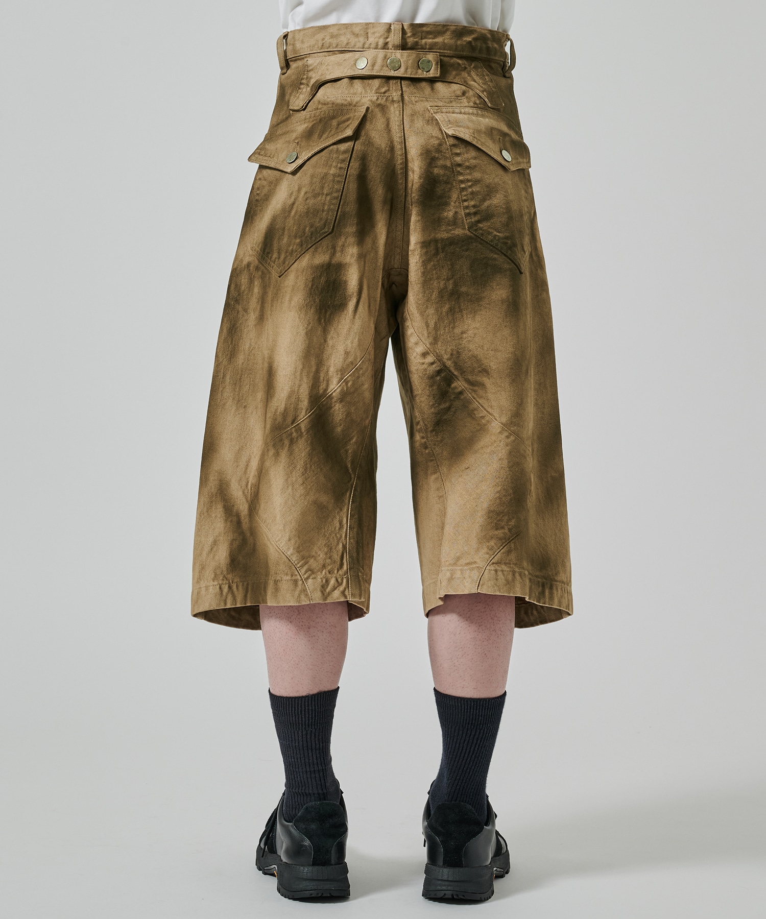 3D TWISTED SHORTS NVRFRGT