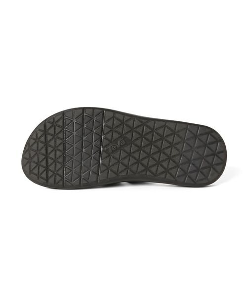 2251-SE02 × Teva N.HOOLYWOOD