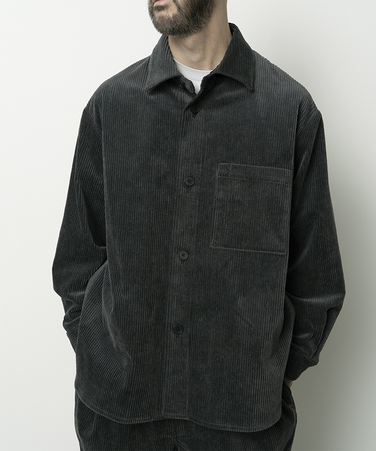 Corduroy shirt jacket STILL BY HAND