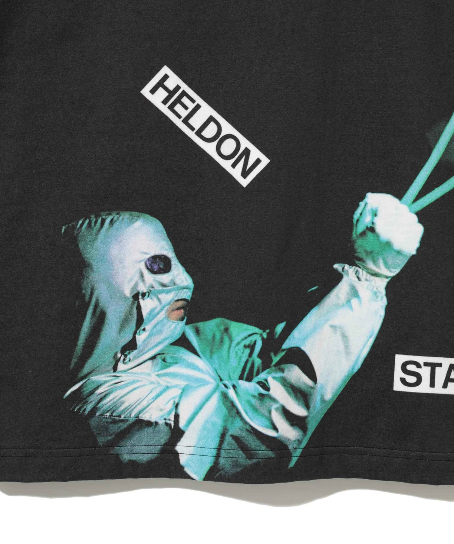 UC2E4813-3　TEE UNDERCOVER