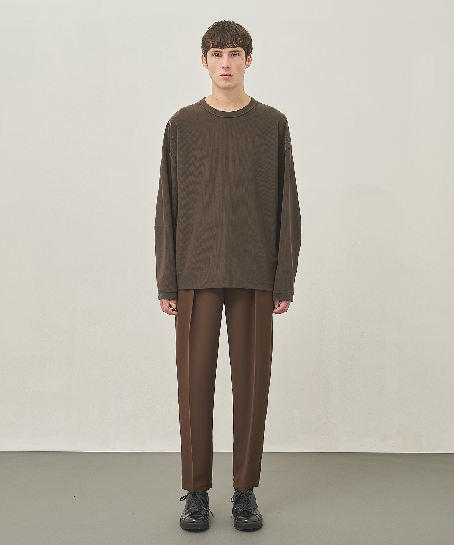 ナロープリーツスウェット STUDIOUS