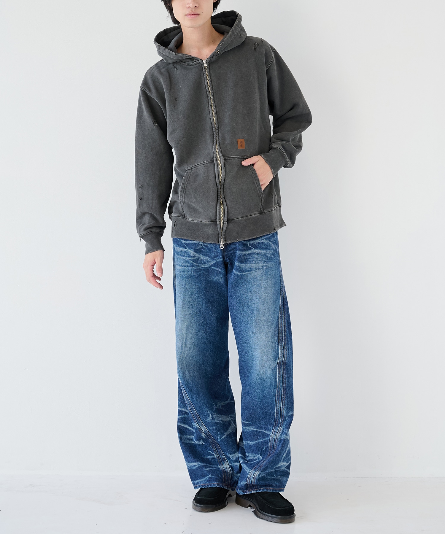 DAMAGE PATCH ZIP HOODIE JieDa