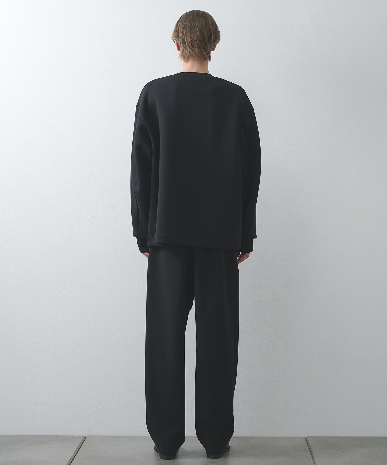 CULLNI Logo Embroidery Long Sleeve Pullover CULLNI