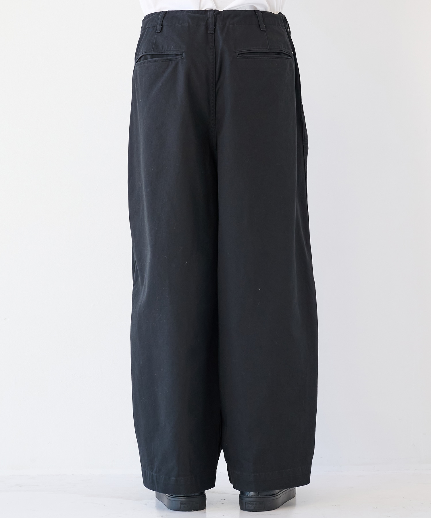 H.D. Pant - Military NEEDLES