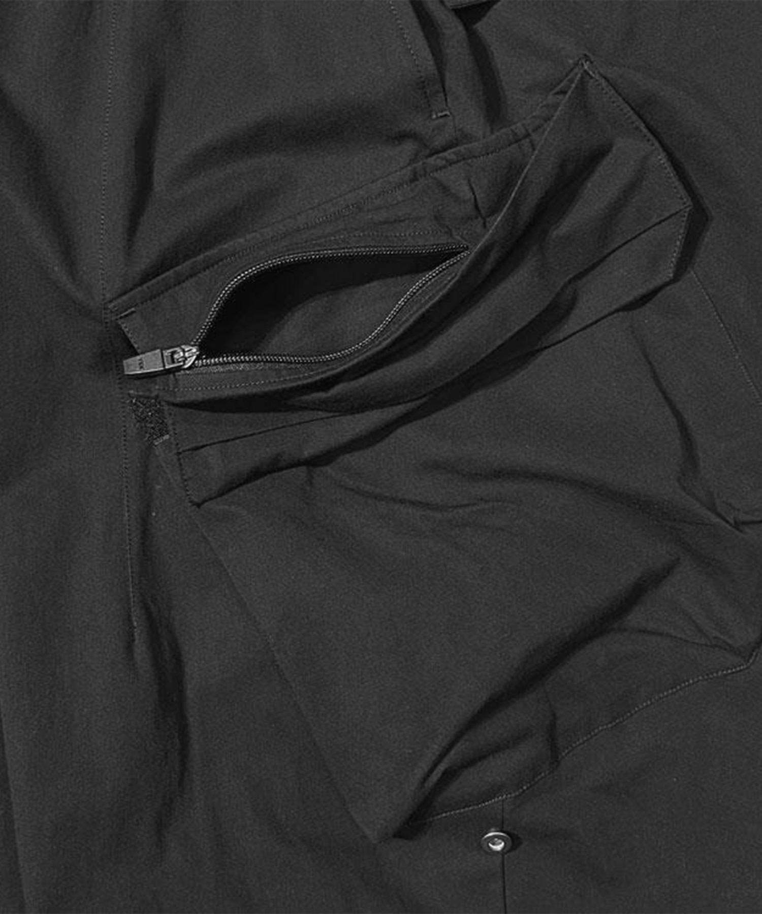THE CHANGING LENGTH/HEM DEFORMED CARGO PANTS POLIQUANT