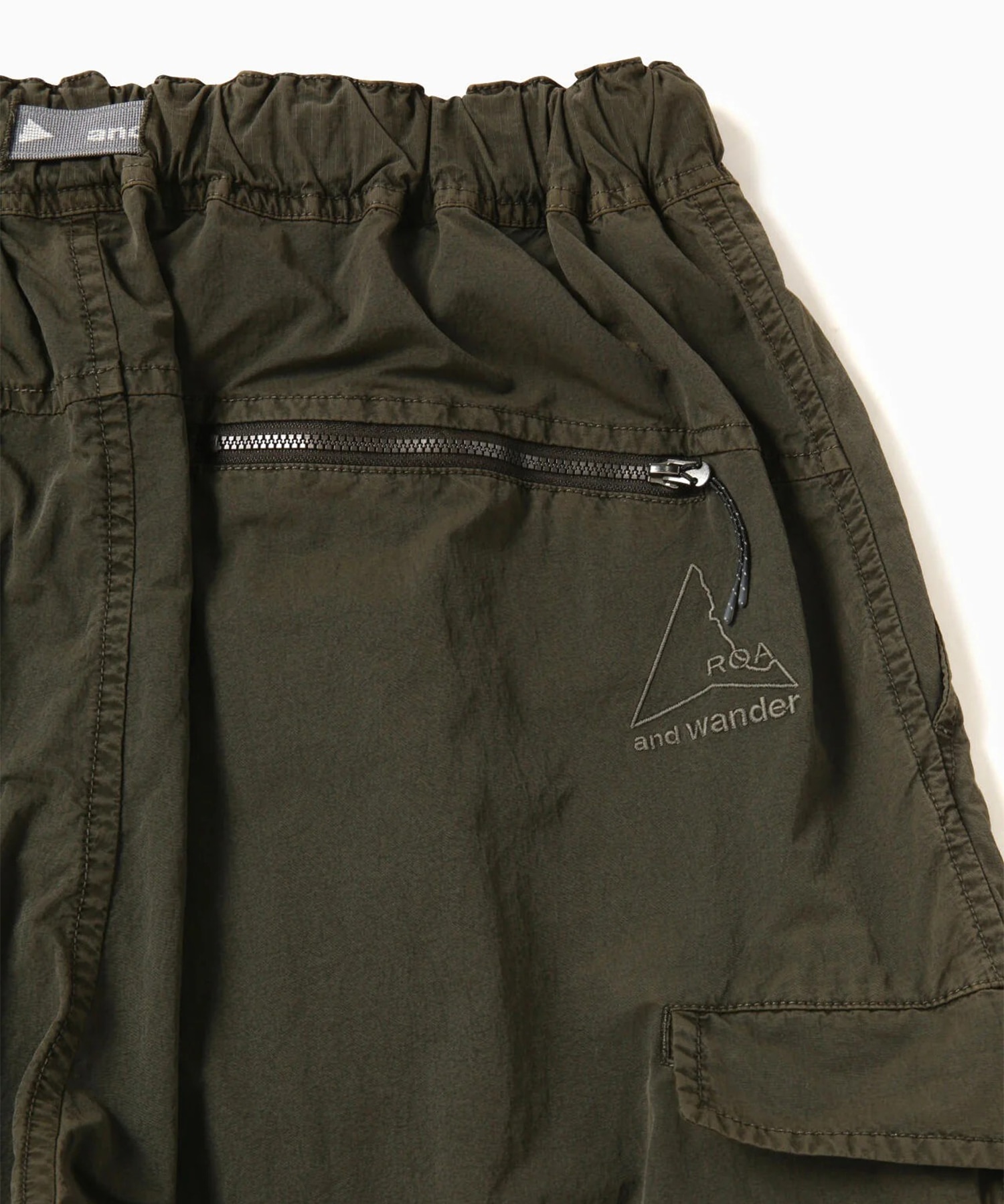 ROA garment dye nylon pants and wander