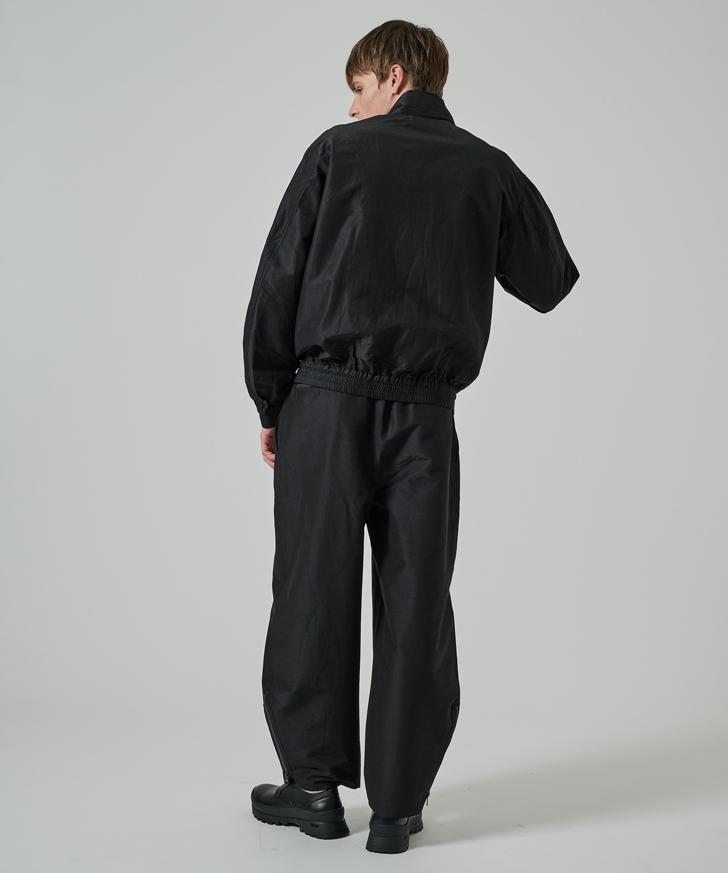 ウールシルク高密度タイプライター / アジャスタブルヘムイージーワイドパンツ, Chambray Black MARKAWARE/marka