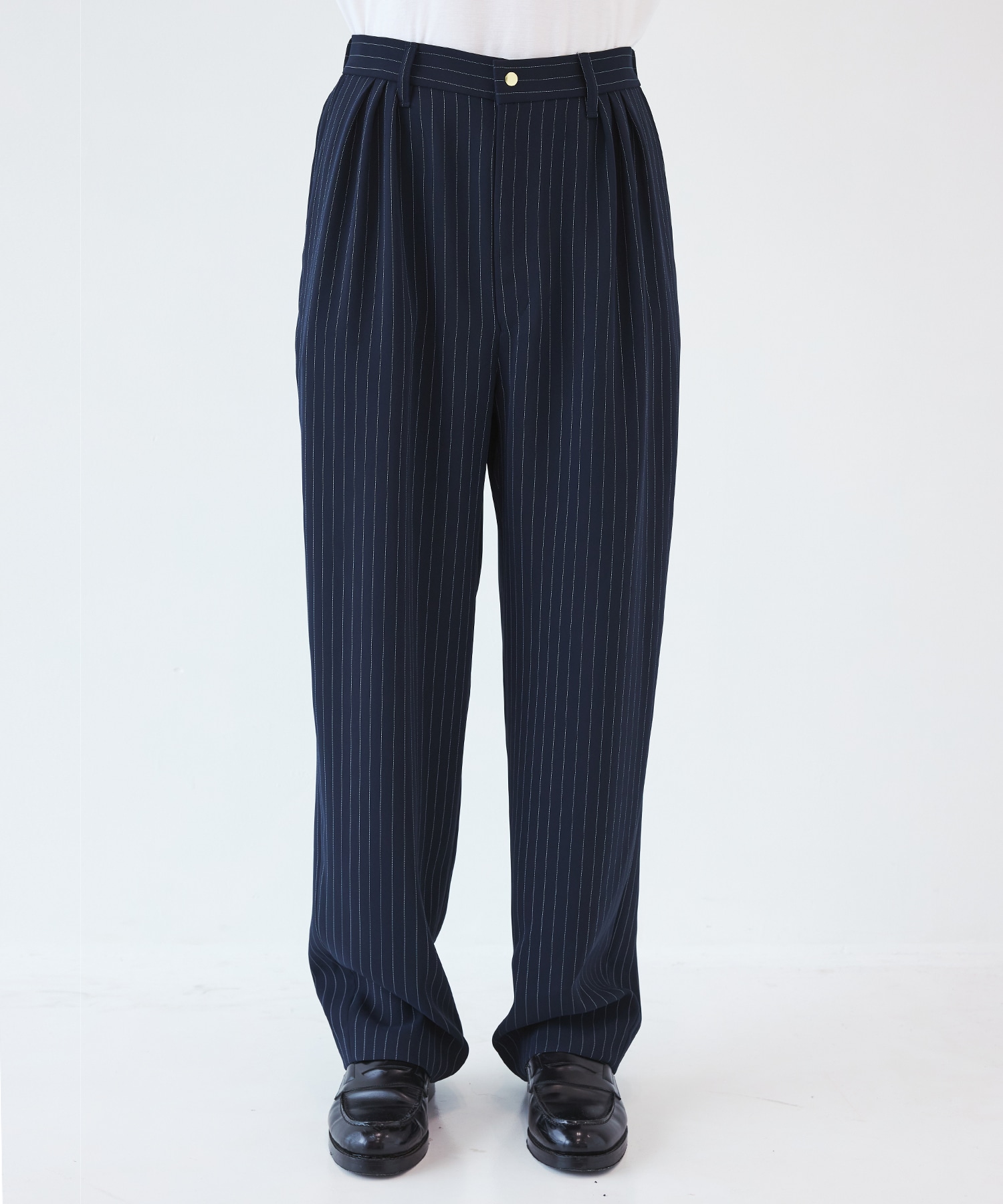 Stripe Double Cloth 3Tuck Semi Wide Pants CULLNI